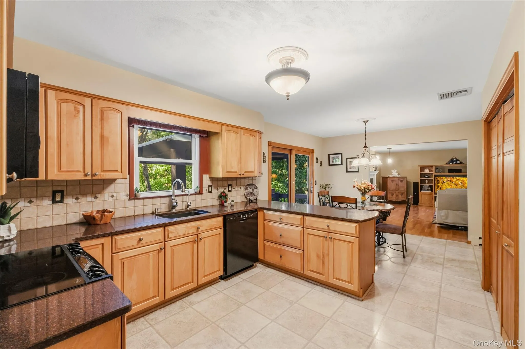 54 Christine Court, East Fishkill, NY, 4 Bedrooms Bedrooms, 9 Rooms Rooms,2 BathroomsBathrooms,Residential,For Rent,Christine,0,1058654 54 Christine Court, East Fishkill, NY, 4 Bedrooms Bedrooms, 9 Rooms Rooms,2 BathroomsBathrooms,Residential,For Rent,Christine,0,1058654
