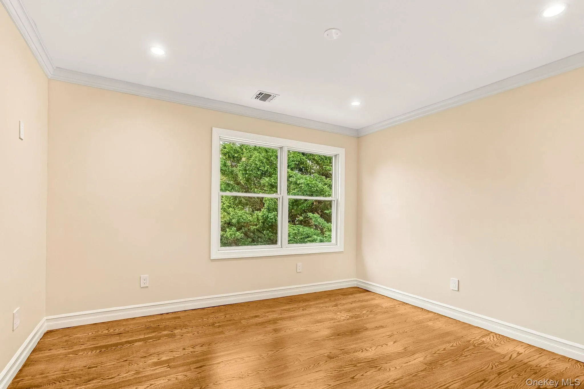 4 Corin Court, Oyster Bay, NY, 4 Bedrooms Bedrooms, 8 Rooms Rooms,3 BathroomsBathrooms,Residential,For Rent,Corin,0,1058662 4 Corin Court, Oyster Bay, NY, 4 Bedrooms Bedrooms, 8 Rooms Rooms,3 BathroomsBathrooms,Residential,For Rent,Corin,0,1058662