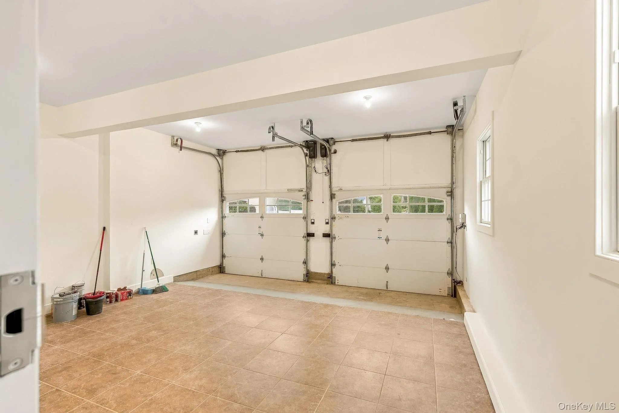 4 Corin Court, Oyster Bay, NY, 4 Bedrooms Bedrooms, 8 Rooms Rooms,3 BathroomsBathrooms,Residential,For Rent,Corin,0,1058662 4 Corin Court, Oyster Bay, NY, 4 Bedrooms Bedrooms, 8 Rooms Rooms,3 BathroomsBathrooms,Residential,For Rent,Corin,0,1058662