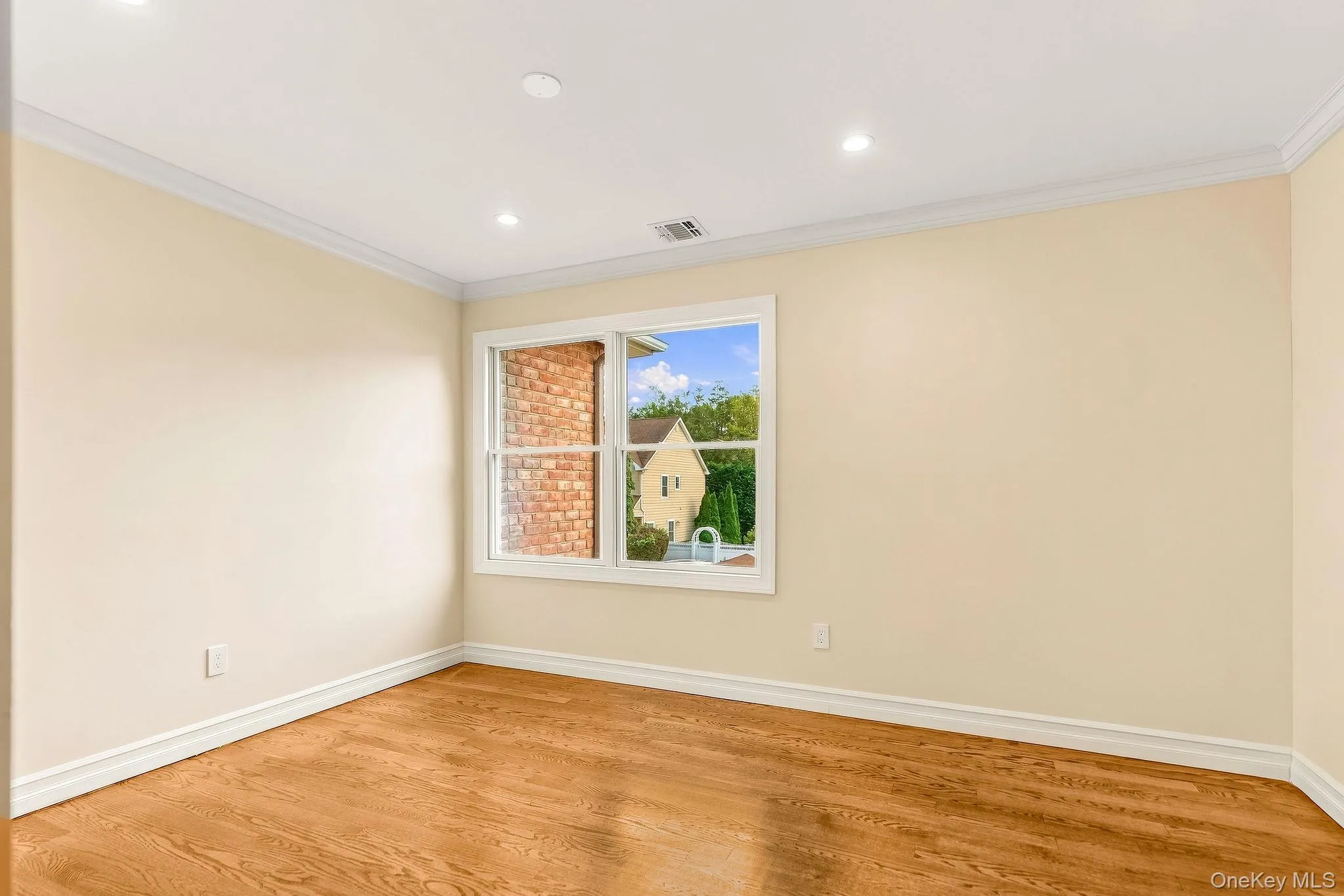 4 Corin Court, Oyster Bay, NY, 4 Bedrooms Bedrooms, 8 Rooms Rooms,3 BathroomsBathrooms,Residential,For Rent,Corin,0,1058662 4 Corin Court, Oyster Bay, NY, 4 Bedrooms Bedrooms, 8 Rooms Rooms,3 BathroomsBathrooms,Residential,For Rent,Corin,0,1058662