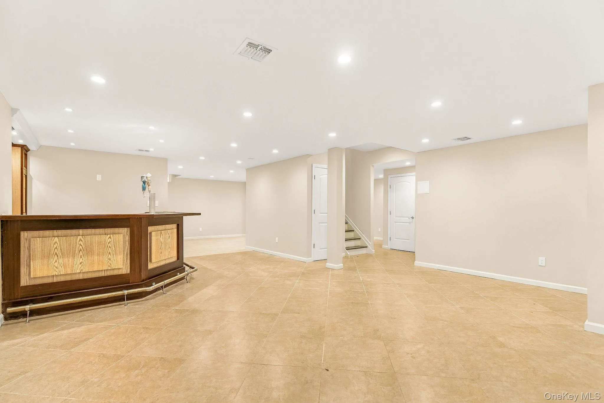 4 Corin Court, Oyster Bay, NY, 4 Bedrooms Bedrooms, 8 Rooms Rooms,3 BathroomsBathrooms,Residential,For Rent,Corin,0,1058662 4 Corin Court, Oyster Bay, NY, 4 Bedrooms Bedrooms, 8 Rooms Rooms,3 BathroomsBathrooms,Residential,For Rent,Corin,0,1058662