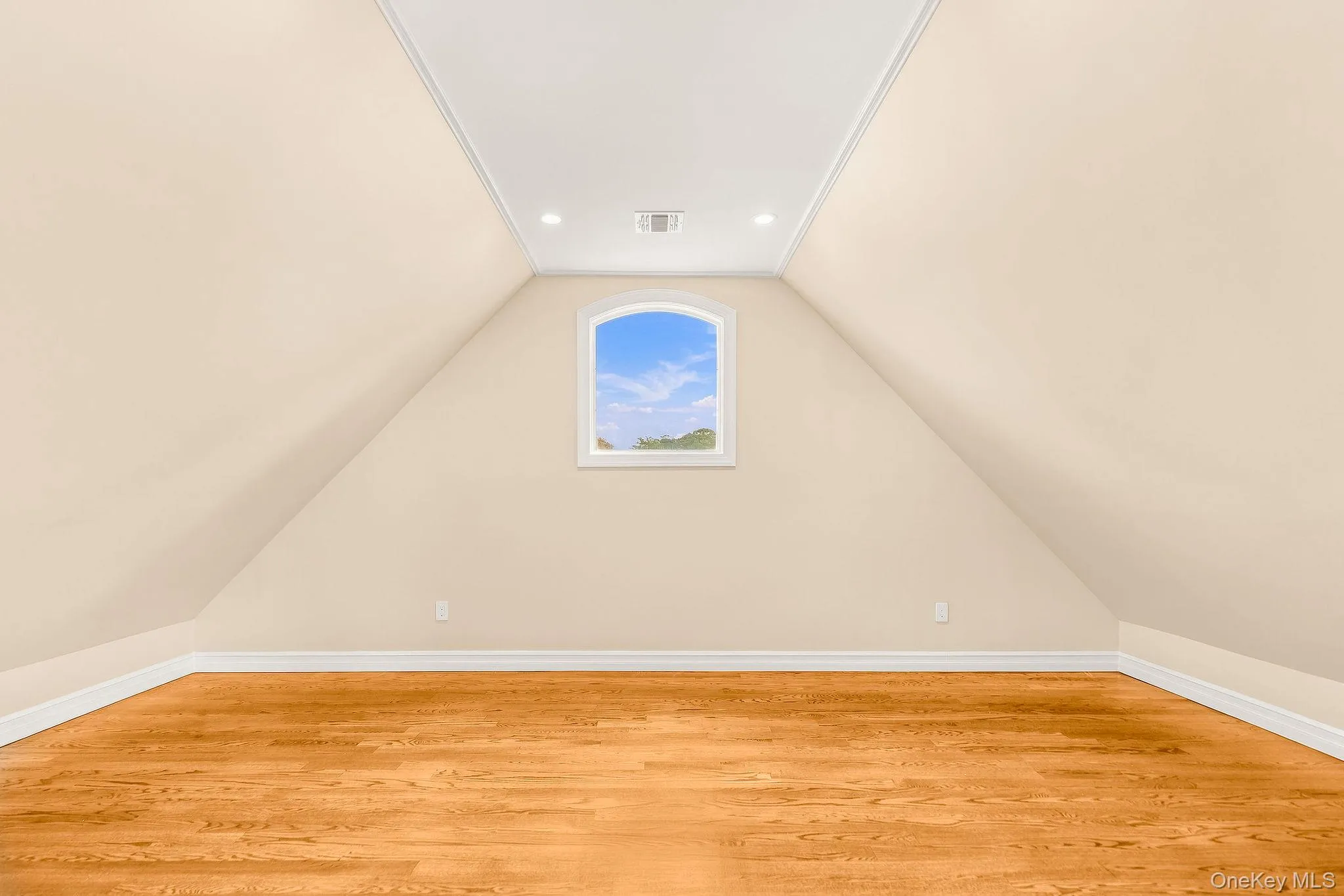 4 Corin Court, Oyster Bay, NY, 4 Bedrooms Bedrooms, 8 Rooms Rooms,3 BathroomsBathrooms,Residential,For Rent,Corin,0,1058662 4 Corin Court, Oyster Bay, NY, 4 Bedrooms Bedrooms, 8 Rooms Rooms,3 BathroomsBathrooms,Residential,For Rent,Corin,0,1058662