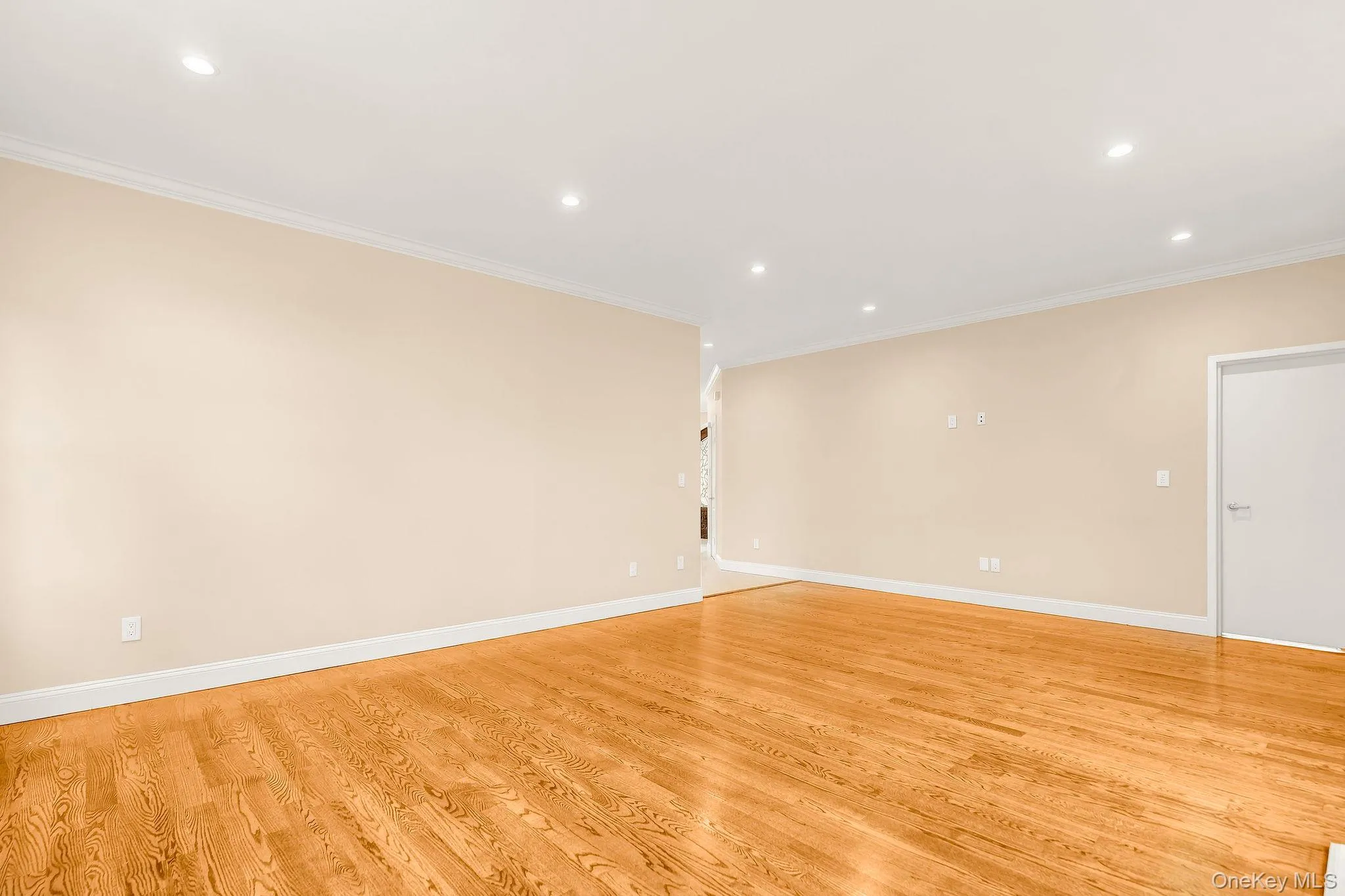 4 Corin Court, Oyster Bay, NY, 4 Bedrooms Bedrooms, 8 Rooms Rooms,3 BathroomsBathrooms,Residential,For Rent,Corin,0,1058662 4 Corin Court, Oyster Bay, NY, 4 Bedrooms Bedrooms, 8 Rooms Rooms,3 BathroomsBathrooms,Residential,For Rent,Corin,0,1058662