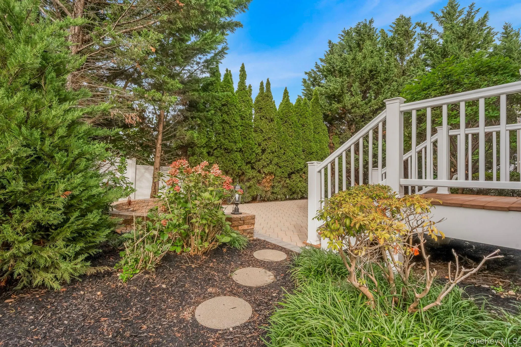 4 Corin Court, Oyster Bay, NY, 4 Bedrooms Bedrooms, 8 Rooms Rooms,3 BathroomsBathrooms,Residential,For Rent,Corin,0,1058662 4 Corin Court, Oyster Bay, NY, 4 Bedrooms Bedrooms, 8 Rooms Rooms,3 BathroomsBathrooms,Residential,For Rent,Corin,0,1058662