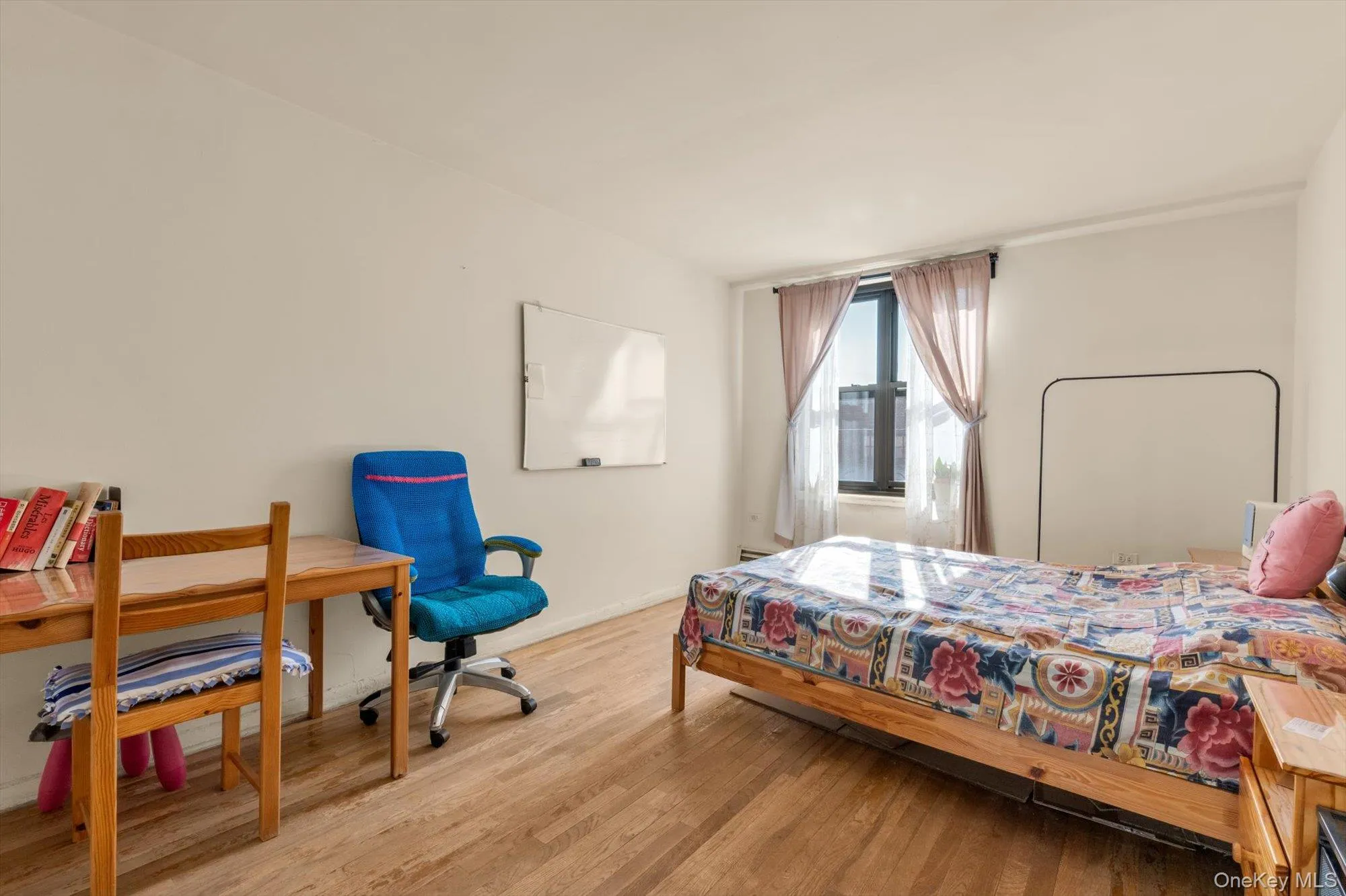 99-05 59Ave, New York, NY, 1 Bedroom Bedrooms, 4 Rooms Rooms,1 BathroomBathrooms,Residential,For Rent,59Ave,0,1058664 99-05 59Ave, New York, NY, 1 Bedroom Bedrooms, 4 Rooms Rooms,1 BathroomBathrooms,Residential,For Rent,59Ave,0,1058664