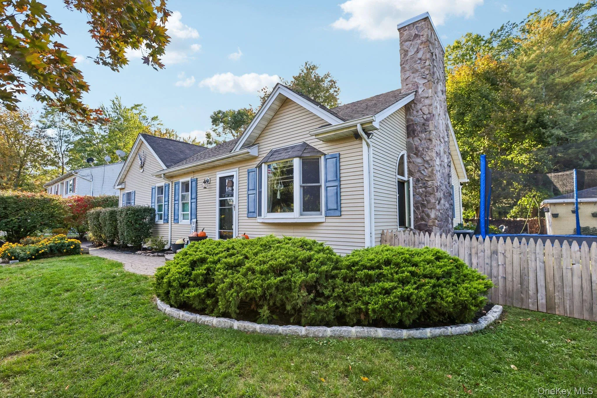 82 Medway Avenue, Clarkstown, NY, 3 Bedrooms Bedrooms, 6 Rooms Rooms,2 BathroomsBathrooms,Residential,For Rent,Medway,0,1058665 82 Medway Avenue, Clarkstown, NY, 3 Bedrooms Bedrooms, 6 Rooms Rooms,2 BathroomsBathrooms,Residential,For Rent,Medway,0,1058665