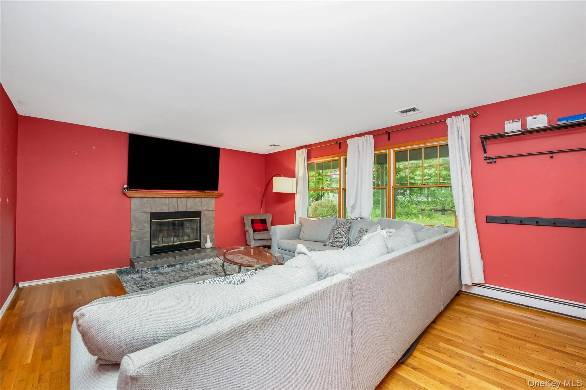 12 Garden Road, Brookhaven, NY, 4 Bedrooms Bedrooms, 7 Rooms Rooms,2 BathroomsBathrooms,Residential,For Rent,Garden,0,1058669 12 Garden Road, Brookhaven, NY, 4 Bedrooms Bedrooms, 7 Rooms Rooms,2 BathroomsBathrooms,Residential,For Rent,Garden,0,1058669