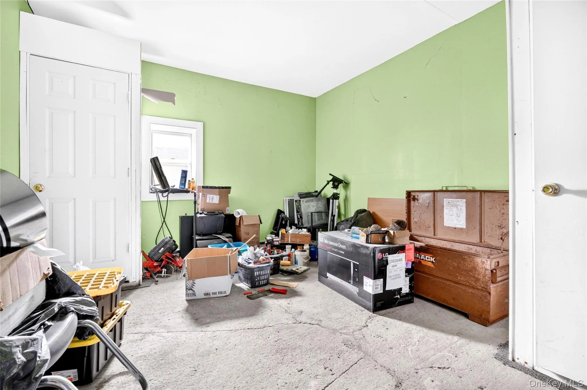 54 Western Avenue, Middletown, NY, 2 Bedrooms Bedrooms, 6 Rooms Rooms,1 BathroomBathrooms,Residential,For Rent,Western,0,1058671 54 Western Avenue, Middletown, NY, 2 Bedrooms Bedrooms, 6 Rooms Rooms,1 BathroomBathrooms,Residential,For Rent,Western,0,1058671