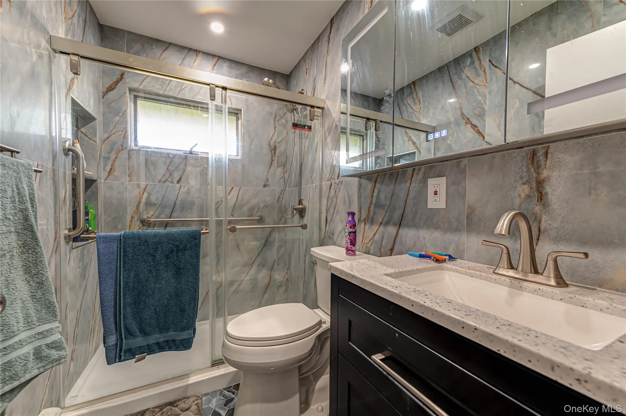 32 Swing Lane, Hempstead, NY, 5 Bedrooms Bedrooms, 9 Rooms Rooms,1 BathroomBathrooms,Residential,For Rent,Swing,0,1058672 32 Swing Lane, Hempstead, NY, 5 Bedrooms Bedrooms, 9 Rooms Rooms,1 BathroomBathrooms,Residential,For Rent,Swing,0,1058672