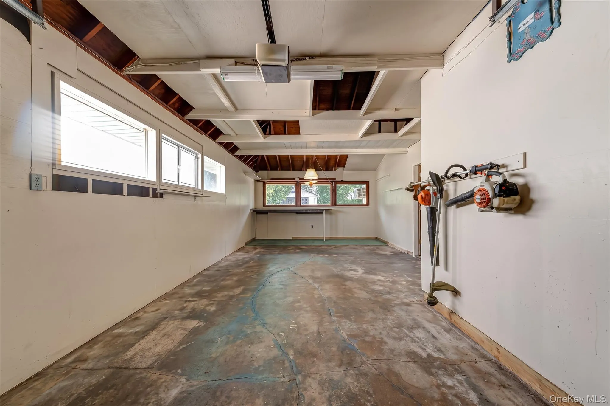 32 Swing Lane, Hempstead, NY, 5 Bedrooms Bedrooms, 9 Rooms Rooms,1 BathroomBathrooms,Residential,For Rent,Swing,0,1058672 32 Swing Lane, Hempstead, NY, 5 Bedrooms Bedrooms, 9 Rooms Rooms,1 BathroomBathrooms,Residential,For Rent,Swing,0,1058672