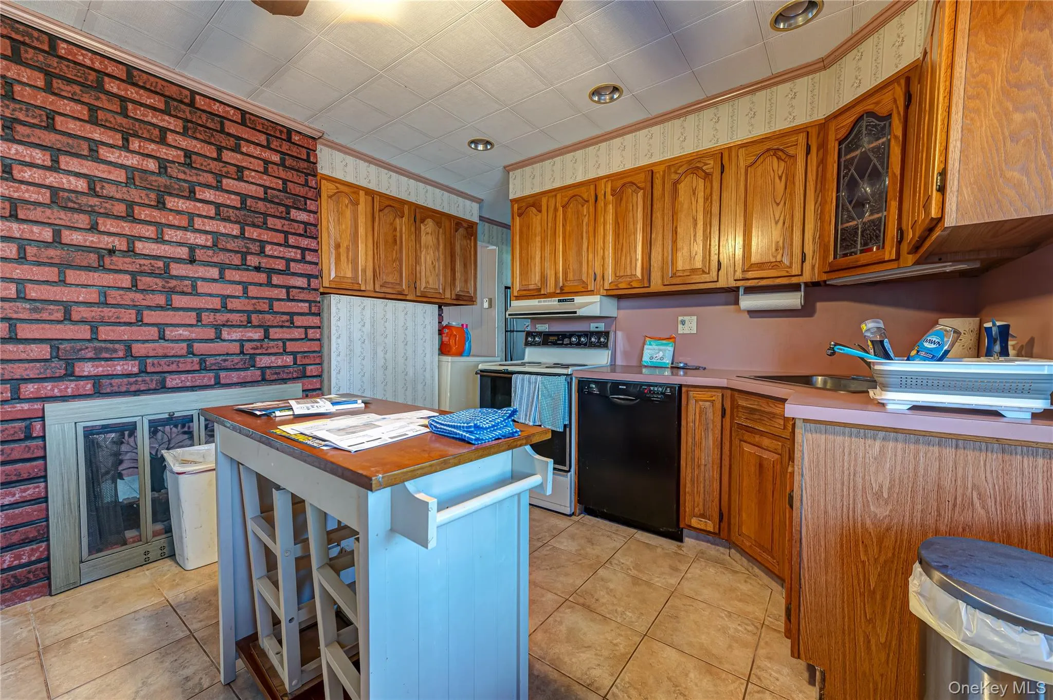 32 Swing Lane, Hempstead, NY, 5 Bedrooms Bedrooms, 9 Rooms Rooms,1 BathroomBathrooms,Residential,For Rent,Swing,0,1058672 32 Swing Lane, Hempstead, NY, 5 Bedrooms Bedrooms, 9 Rooms Rooms,1 BathroomBathrooms,Residential,For Rent,Swing,0,1058672