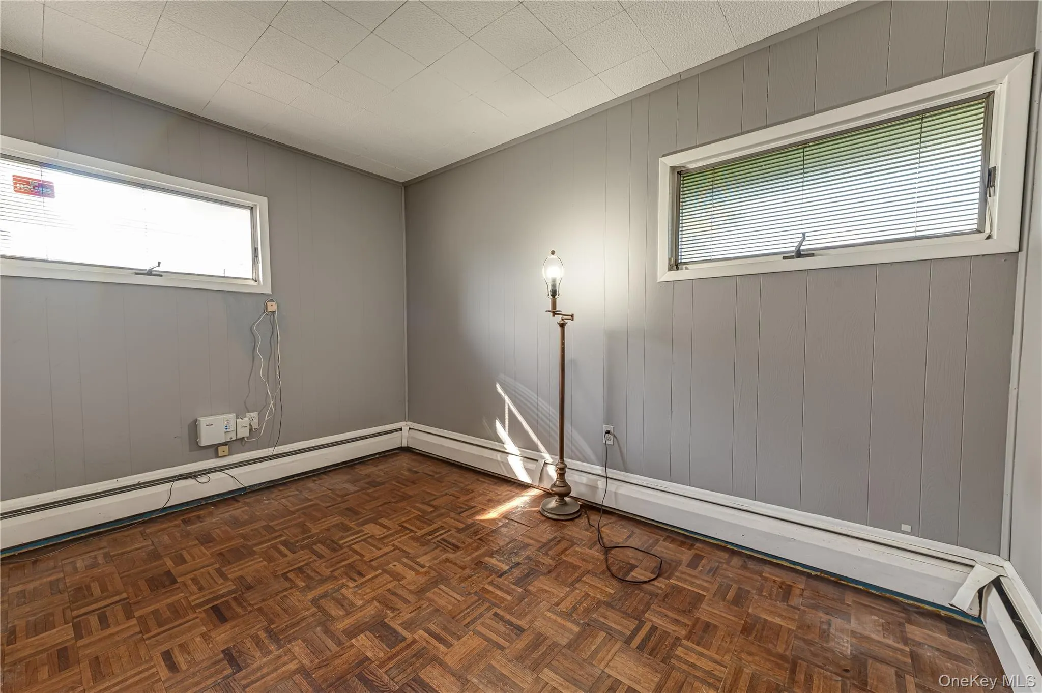 32 Swing Lane, Hempstead, NY, 5 Bedrooms Bedrooms, 9 Rooms Rooms,1 BathroomBathrooms,Residential,For Rent,Swing,0,1058672 32 Swing Lane, Hempstead, NY, 5 Bedrooms Bedrooms, 9 Rooms Rooms,1 BathroomBathrooms,Residential,For Rent,Swing,0,1058672