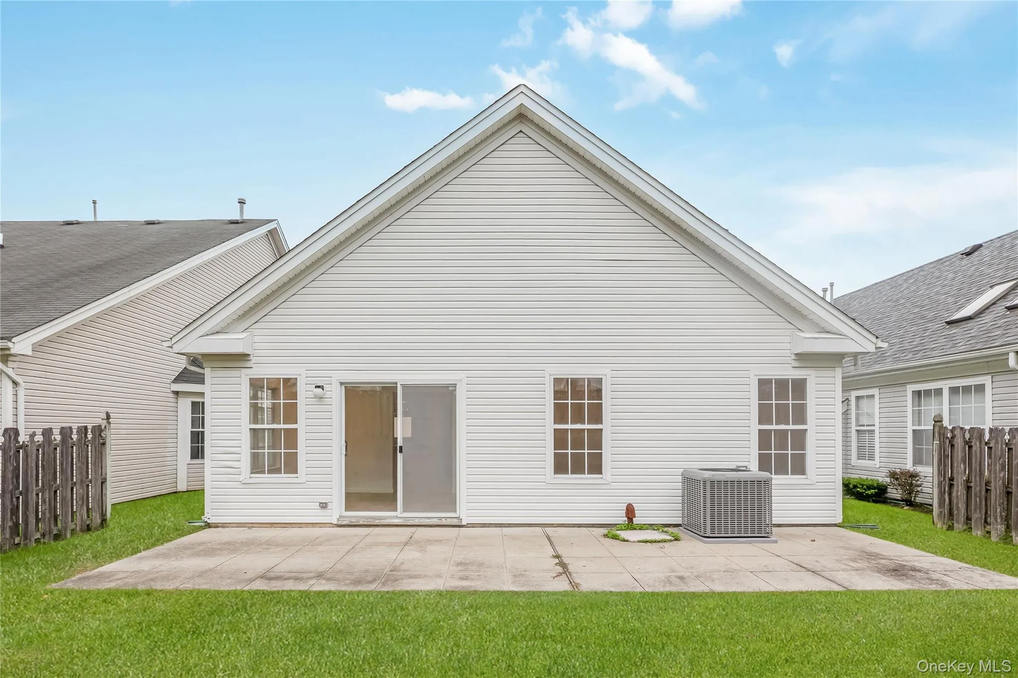 14 Sophia Drive, Brookhaven, NY, 2 Bedrooms Bedrooms, 5 Rooms Rooms,2 BathroomsBathrooms,Residential,For Rent,Sophia,0,1058675 14 Sophia Drive, Brookhaven, NY, 2 Bedrooms Bedrooms, 5 Rooms Rooms,2 BathroomsBathrooms,Residential,For Rent,Sophia,0,1058675