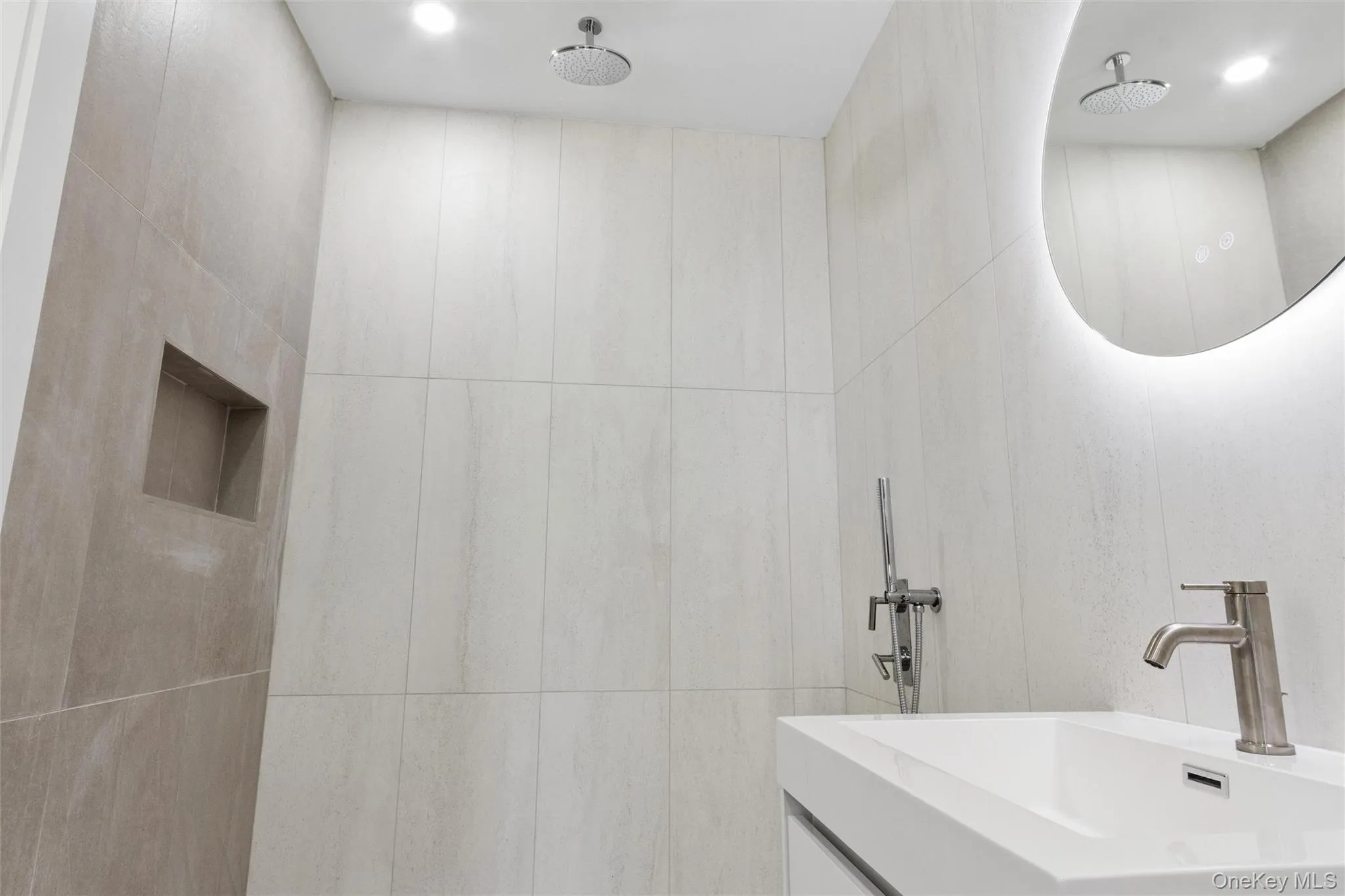 934 Eileen Terrace, Hempstead, NY, 6 Bedrooms Bedrooms, 11 Rooms Rooms,4 BathroomsBathrooms,Residential,For Rent,Eileen,0,1058677 934 Eileen Terrace, Hempstead, NY, 6 Bedrooms Bedrooms, 11 Rooms Rooms,4 BathroomsBathrooms,Residential,For Rent,Eileen,0,1058677