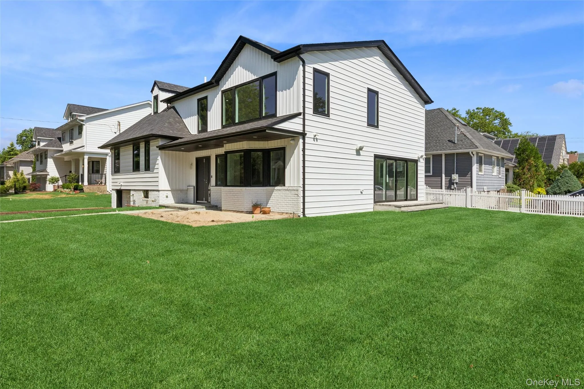 934 Eileen Terrace, Hempstead, NY, 6 Bedrooms Bedrooms, 11 Rooms Rooms,4 BathroomsBathrooms,Residential,For Rent,Eileen,0,1058677 934 Eileen Terrace, Hempstead, NY, 6 Bedrooms Bedrooms, 11 Rooms Rooms,4 BathroomsBathrooms,Residential,For Rent,Eileen,0,1058677