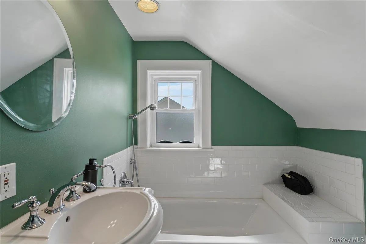 3rd floor full bathroom 3rd floor full bathroom