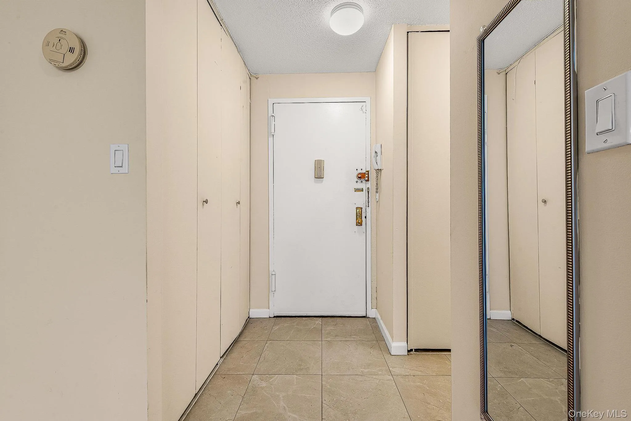 152-18 Union Turnpike, New York, NY, 3 Rooms Rooms,1 BathroomBathrooms,Residential,For Rent,Union,0,1058688 152-18 Union Turnpike, New York, NY, 3 Rooms Rooms,1 BathroomBathrooms,Residential,For Rent,Union,0,1058688