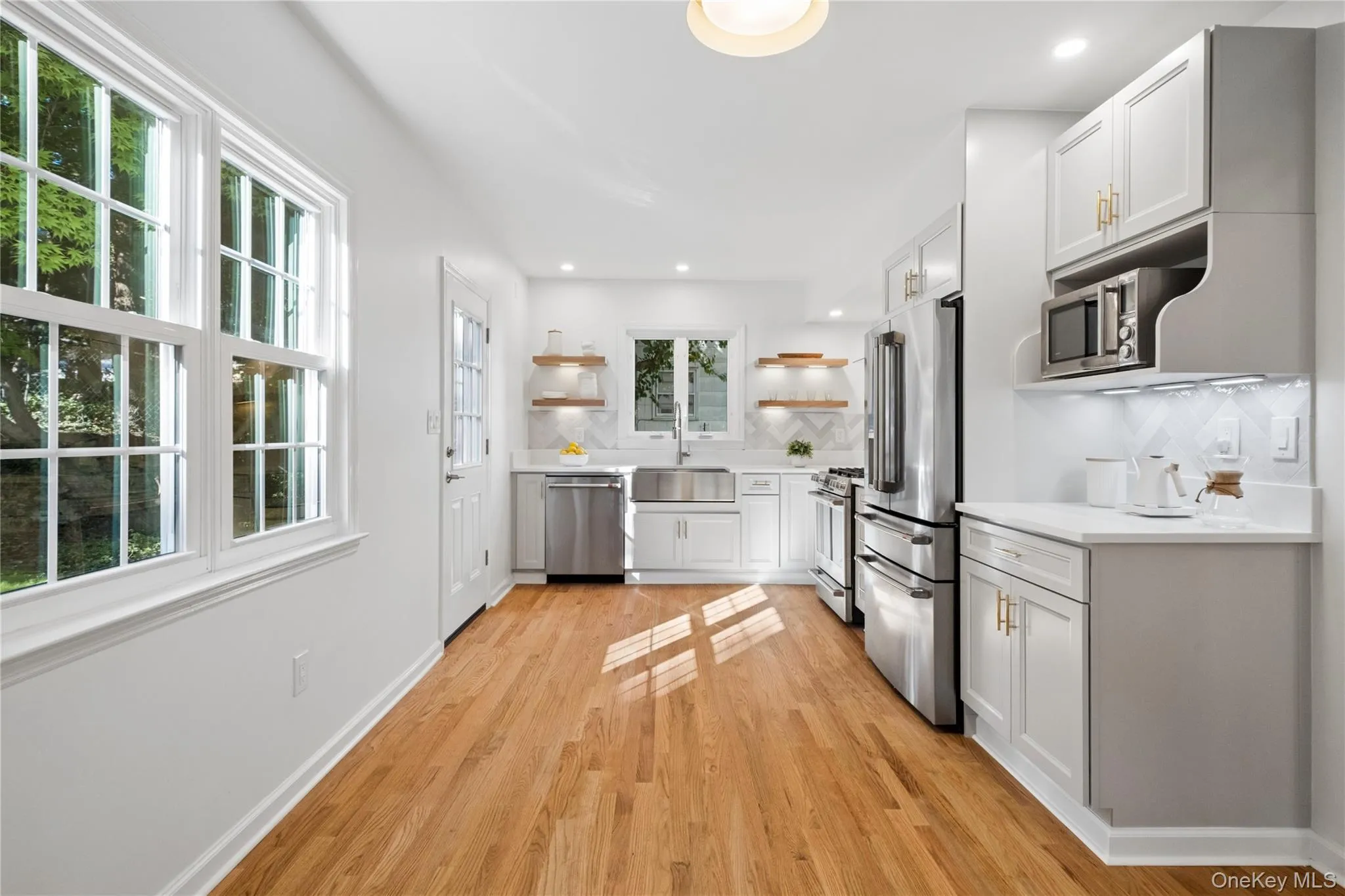 NEWLY RENOVATED KITCHEN with all new Cafe appliances NEWLY RENOVATED KITCHEN with all new Cafe appliances