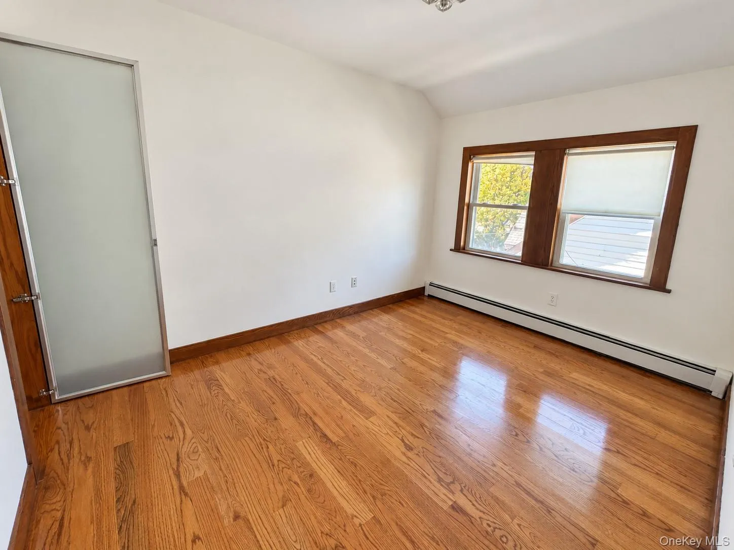 249-75 57th Avenue, New York, NY, 4 Bedrooms Bedrooms, 9 Rooms Rooms,3 BathroomsBathrooms,Residential,For Rent,57th,0,1058705 249-75 57th Avenue, New York, NY, 4 Bedrooms Bedrooms, 9 Rooms Rooms,3 BathroomsBathrooms,Residential,For Rent,57th,0,1058705