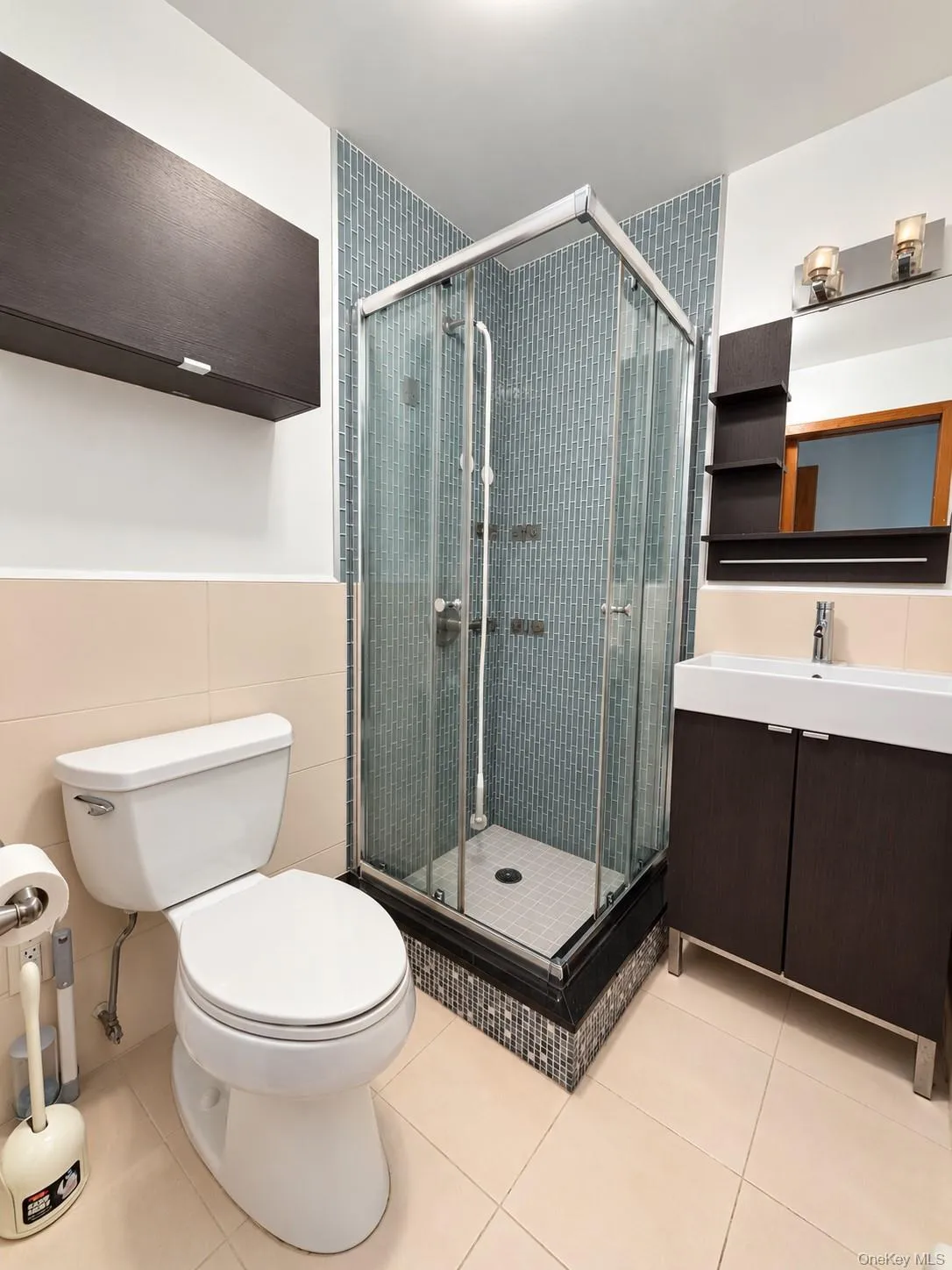 249-75 57th Avenue, New York, NY, 4 Bedrooms Bedrooms, 9 Rooms Rooms,3 BathroomsBathrooms,Residential,For Rent,57th,0,1058705 249-75 57th Avenue, New York, NY, 4 Bedrooms Bedrooms, 9 Rooms Rooms,3 BathroomsBathrooms,Residential,For Rent,57th,0,1058705