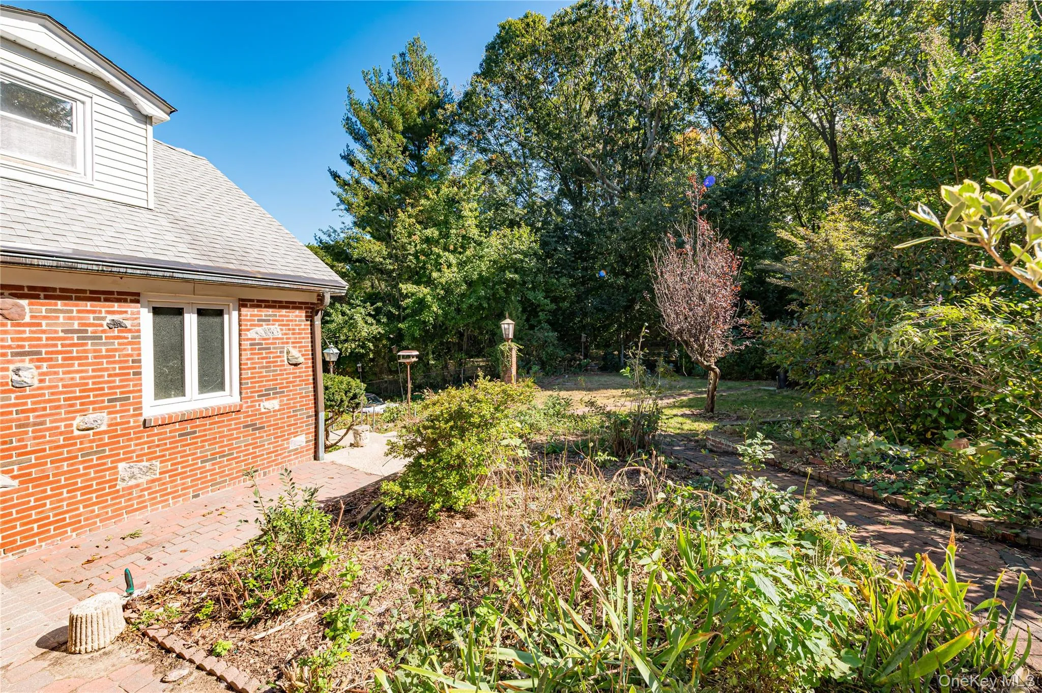 54 Greenhills Road, Huntington, NY, 4 Bedrooms Bedrooms, 7 Rooms Rooms,1 BathroomBathrooms,Residential,For Rent,Greenhills,0,1058711 54 Greenhills Road, Huntington, NY, 4 Bedrooms Bedrooms, 7 Rooms Rooms,1 BathroomBathrooms,Residential,For Rent,Greenhills,0,1058711