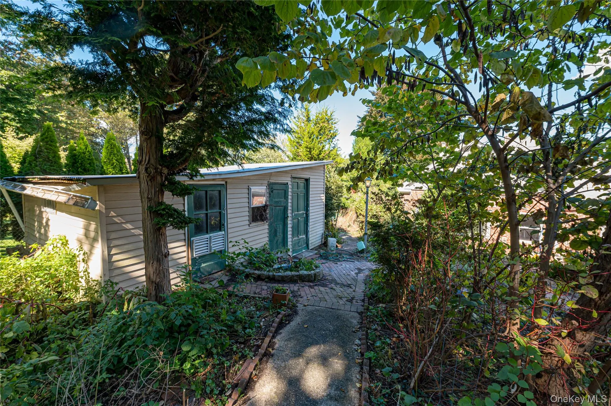 54 Greenhills Road, Huntington, NY, 4 Bedrooms Bedrooms, 7 Rooms Rooms,1 BathroomBathrooms,Residential,For Rent,Greenhills,0,1058711 54 Greenhills Road, Huntington, NY, 4 Bedrooms Bedrooms, 7 Rooms Rooms,1 BathroomBathrooms,Residential,For Rent,Greenhills,0,1058711