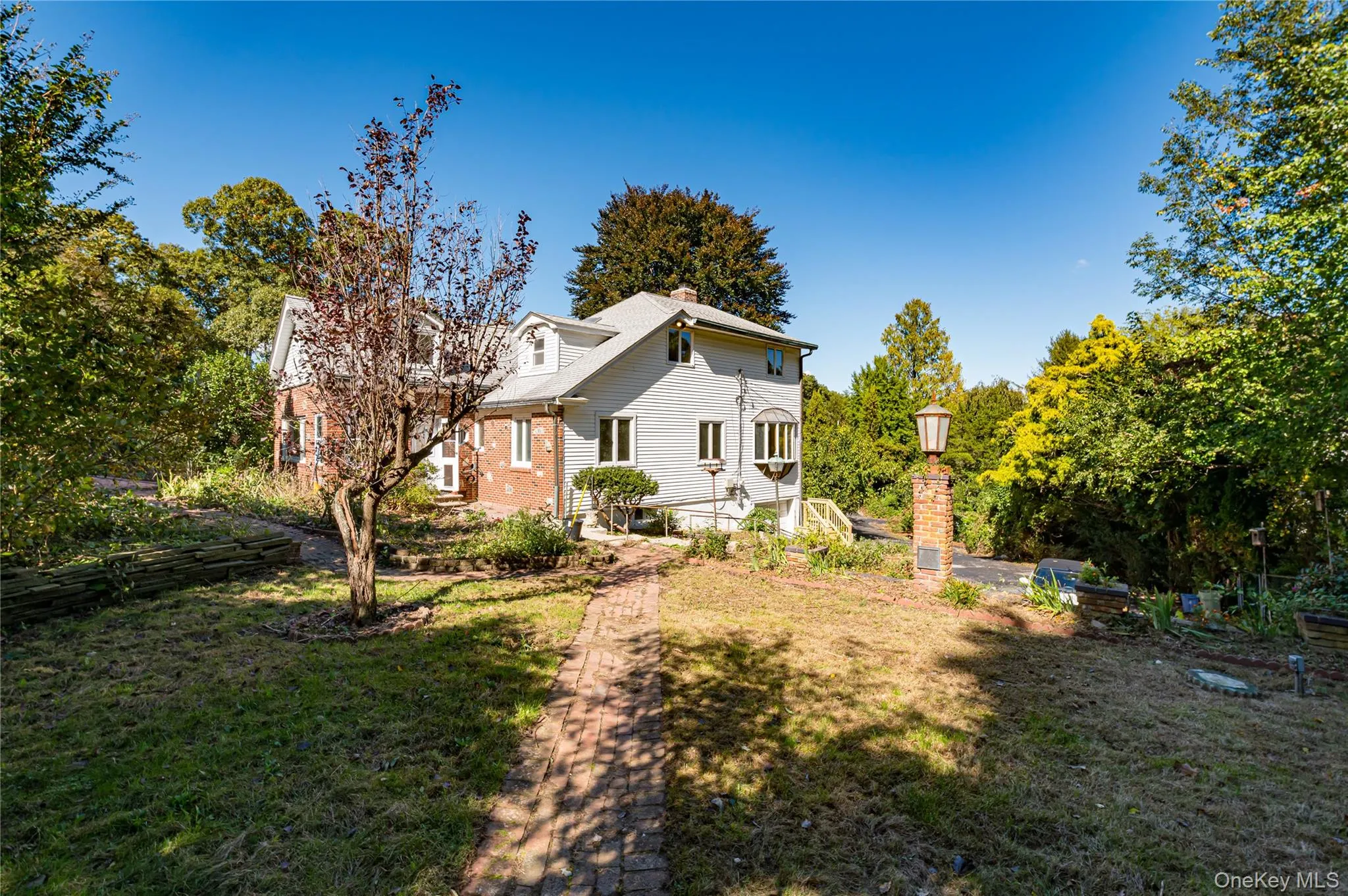 54 Greenhills Road, Huntington, NY, 4 Bedrooms Bedrooms, 7 Rooms Rooms,1 BathroomBathrooms,Residential,For Rent,Greenhills,0,1058711 54 Greenhills Road, Huntington, NY, 4 Bedrooms Bedrooms, 7 Rooms Rooms,1 BathroomBathrooms,Residential,For Rent,Greenhills,0,1058711