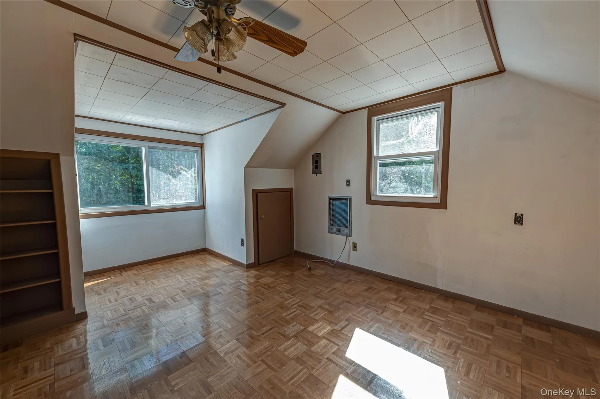 54 Greenhills Road, Huntington, NY, 4 Bedrooms Bedrooms, 7 Rooms Rooms,1 BathroomBathrooms,Residential,For Rent,Greenhills,0,1058711 54 Greenhills Road, Huntington, NY, 4 Bedrooms Bedrooms, 7 Rooms Rooms,1 BathroomBathrooms,Residential,For Rent,Greenhills,0,1058711