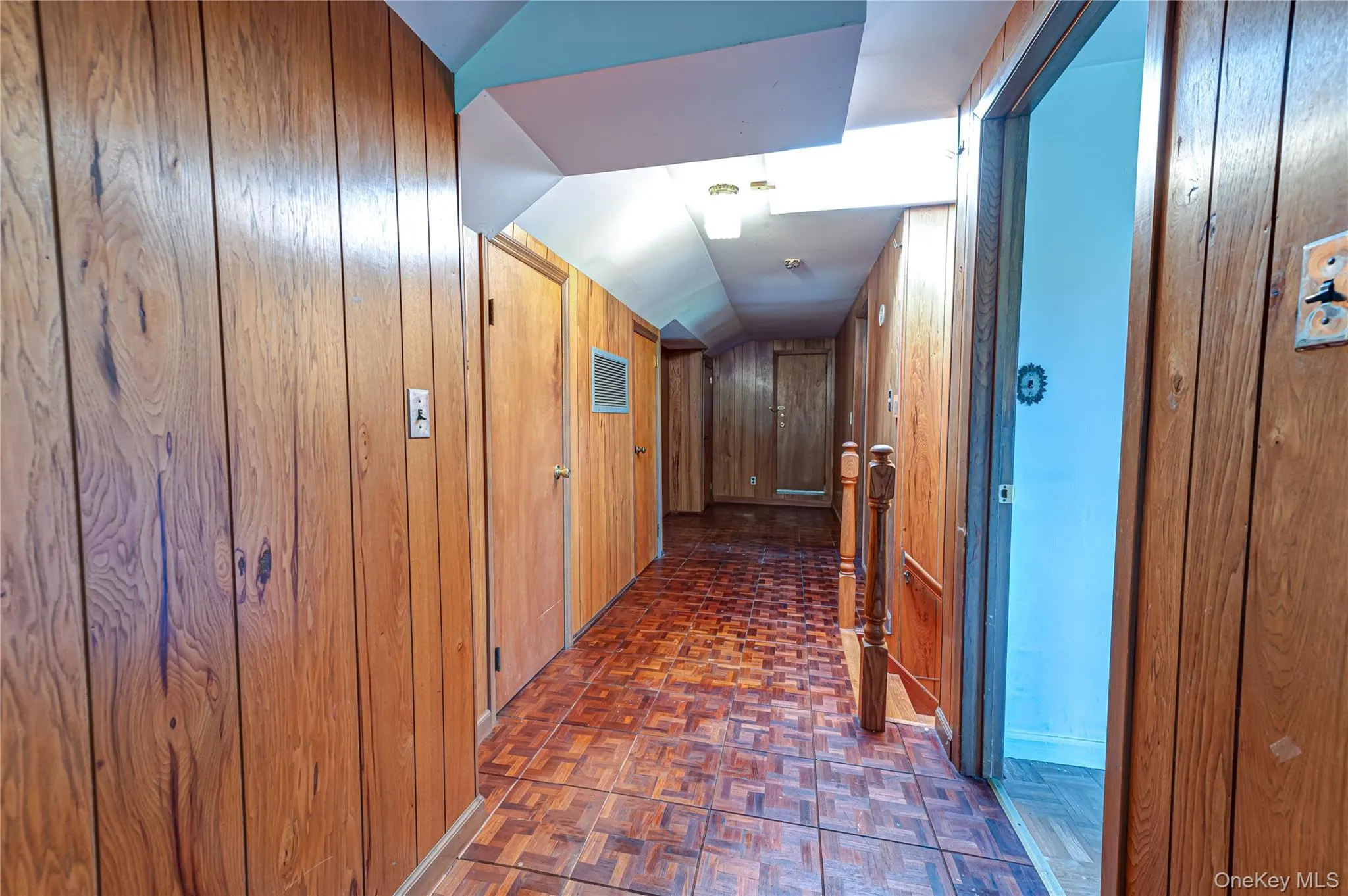 54 Greenhills Road, Huntington, NY, 4 Bedrooms Bedrooms, 7 Rooms Rooms,1 BathroomBathrooms,Residential,For Rent,Greenhills,0,1058711 54 Greenhills Road, Huntington, NY, 4 Bedrooms Bedrooms, 7 Rooms Rooms,1 BathroomBathrooms,Residential,For Rent,Greenhills,0,1058711