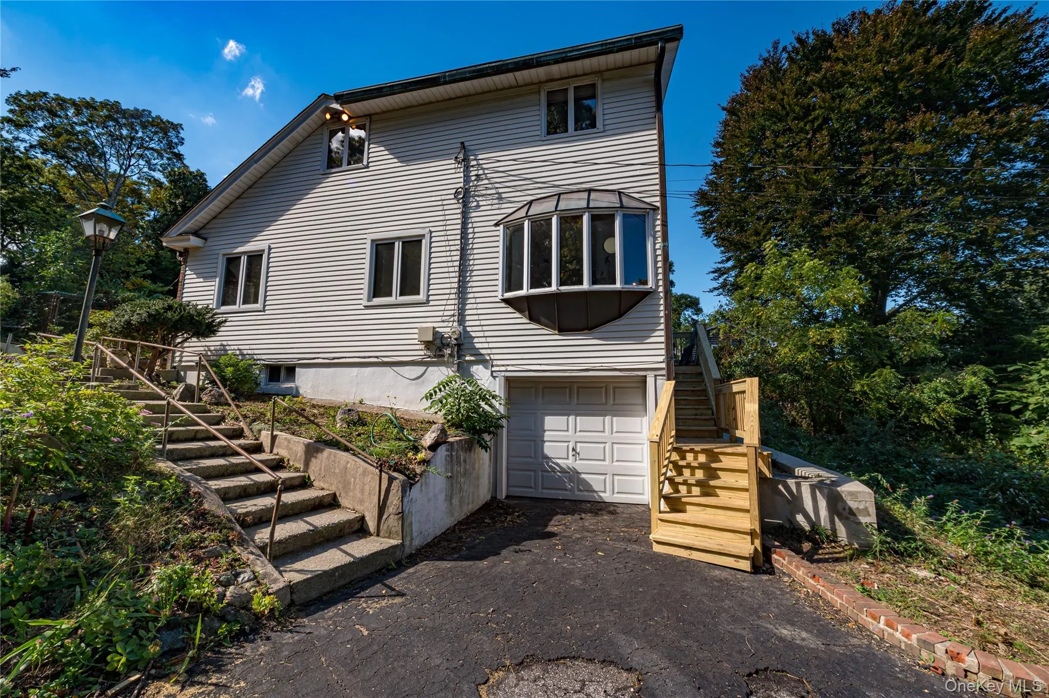 54 Greenhills Road, Huntington, NY, 4 Bedrooms Bedrooms, 7 Rooms Rooms,1 BathroomBathrooms,Residential,For Rent,Greenhills,0,1058711 54 Greenhills Road, Huntington, NY, 4 Bedrooms Bedrooms, 7 Rooms Rooms,1 BathroomBathrooms,Residential,For Rent,Greenhills,0,1058711