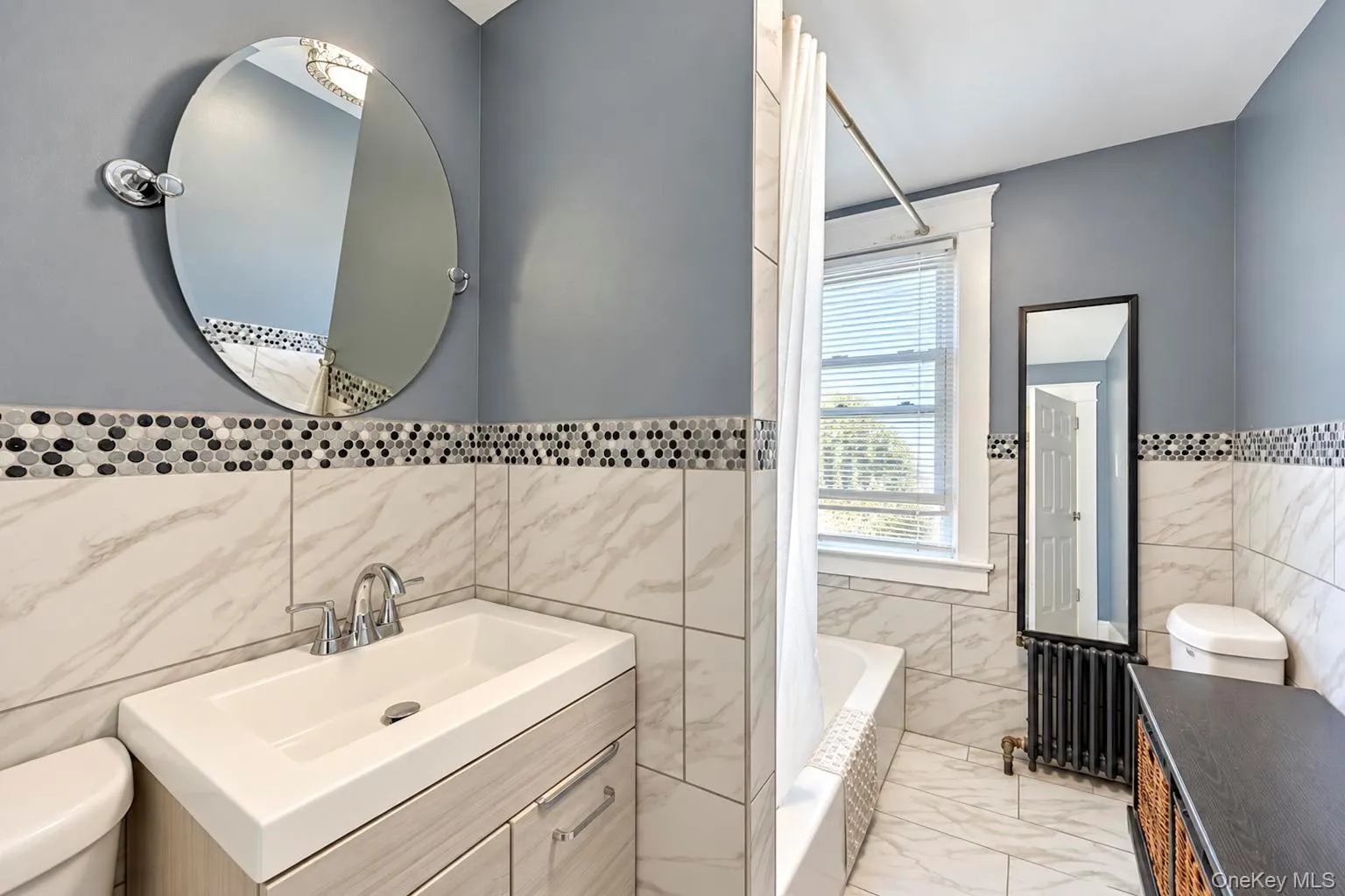 15 Harding Avenue, Oyster Bay, NY, 3 Bedrooms Bedrooms, 8 Rooms Rooms,3 BathroomsBathrooms,Residential,For Rent,Harding,0,1058713 15 Harding Avenue, Oyster Bay, NY, 3 Bedrooms Bedrooms, 8 Rooms Rooms,3 BathroomsBathrooms,Residential,For Rent,Harding,0,1058713