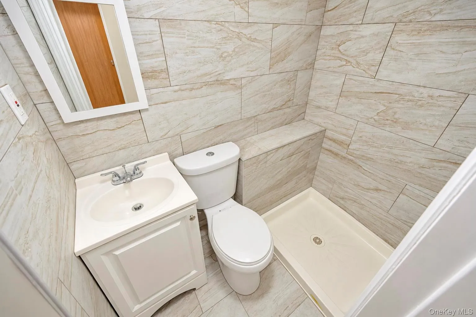 15 Harding Avenue, Oyster Bay, NY, 3 Bedrooms Bedrooms, 8 Rooms Rooms,3 BathroomsBathrooms,Residential,For Rent,Harding,0,1058713 15 Harding Avenue, Oyster Bay, NY, 3 Bedrooms Bedrooms, 8 Rooms Rooms,3 BathroomsBathrooms,Residential,For Rent,Harding,0,1058713