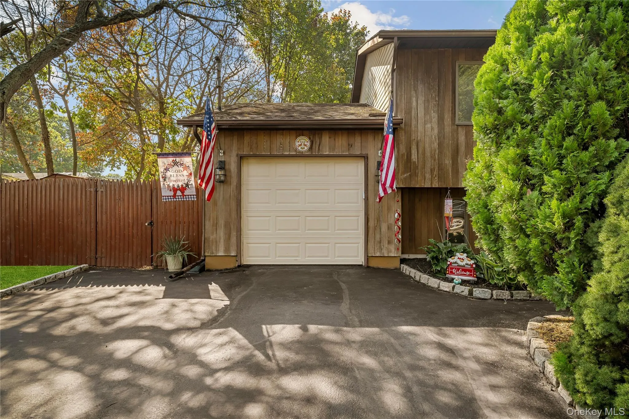 14 Mineola Street, Brookhaven, NY, 4 Bedrooms Bedrooms, 8 Rooms Rooms,4 BathroomsBathrooms,Residential,For Rent,Mineola,0,1058722 14 Mineola Street, Brookhaven, NY, 4 Bedrooms Bedrooms, 8 Rooms Rooms,4 BathroomsBathrooms,Residential,For Rent,Mineola,0,1058722