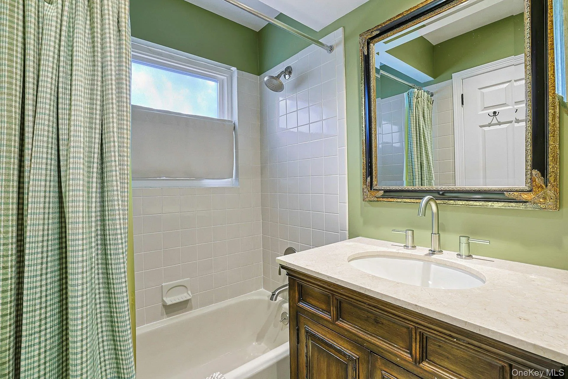 EnSuite Bathroom EnSuite Bathroom