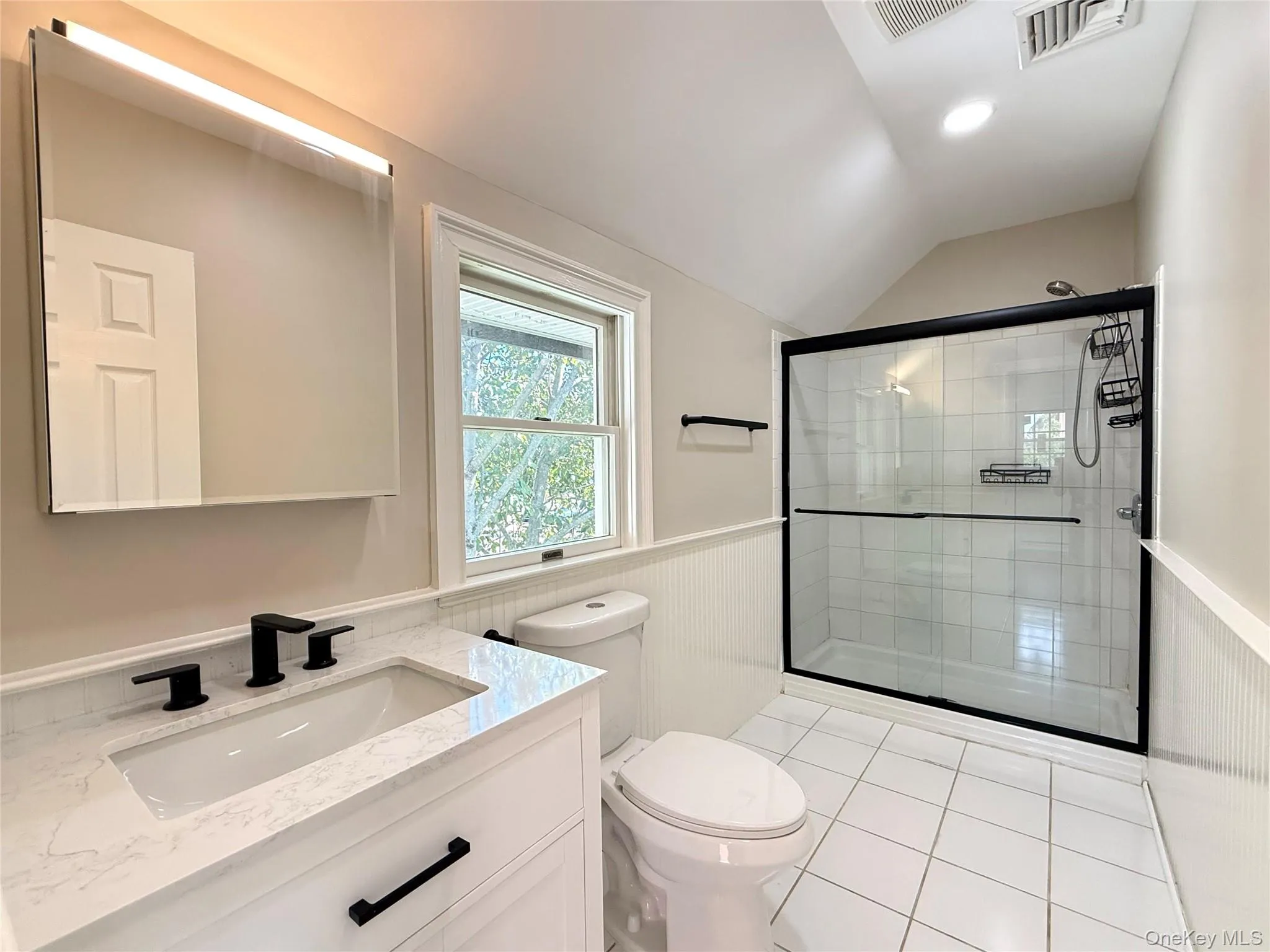 9 Carver Street, Huntington, NY, 1 Bedroom Bedrooms, 2 Room Rooms,1 BathroomBathrooms,Residential Lease,For Rent,Carver,0,1058727 9 Carver Street, Huntington, NY, 1 Bedroom Bedrooms, 2 Room Rooms,1 BathroomBathrooms,Residential Lease,For Rent,Carver,0,1058727