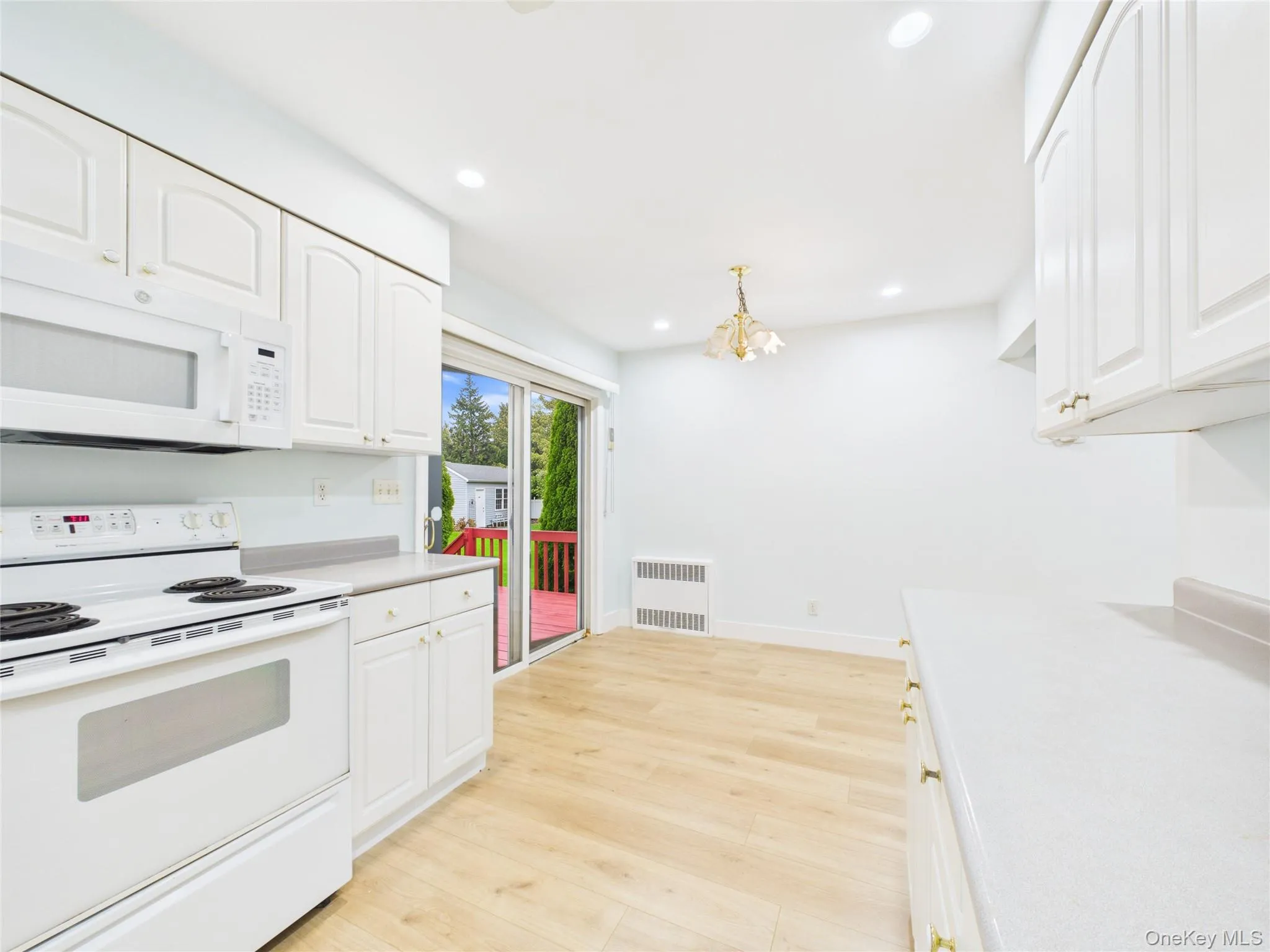 39 Croyden Lane, Oyster Bay, NY, 5 Bedrooms Bedrooms, 8 Rooms Rooms,2 BathroomsBathrooms,Residential,For Rent,Croyden,0,1058738 39 Croyden Lane, Oyster Bay, NY, 5 Bedrooms Bedrooms, 8 Rooms Rooms,2 BathroomsBathrooms,Residential,For Rent,Croyden,0,1058738