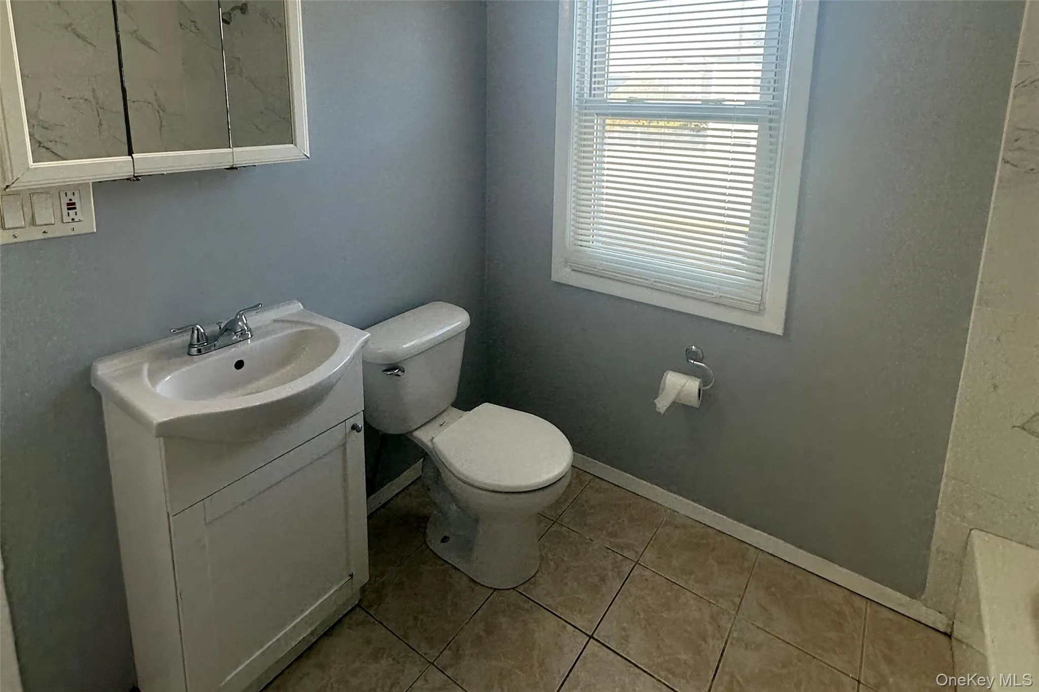 32 Mc Kinley Avenue, Babylon, NY, 3 Bedroom Bedrooms, 8 Room Rooms,1 BathroomBathrooms,Residential Lease,For Rent,Mc Kinley,0,1058746 32 Mc Kinley Avenue, Babylon, NY, 3 Bedroom Bedrooms, 8 Room Rooms,1 BathroomBathrooms,Residential Lease,For Rent,Mc Kinley,0,1058746
