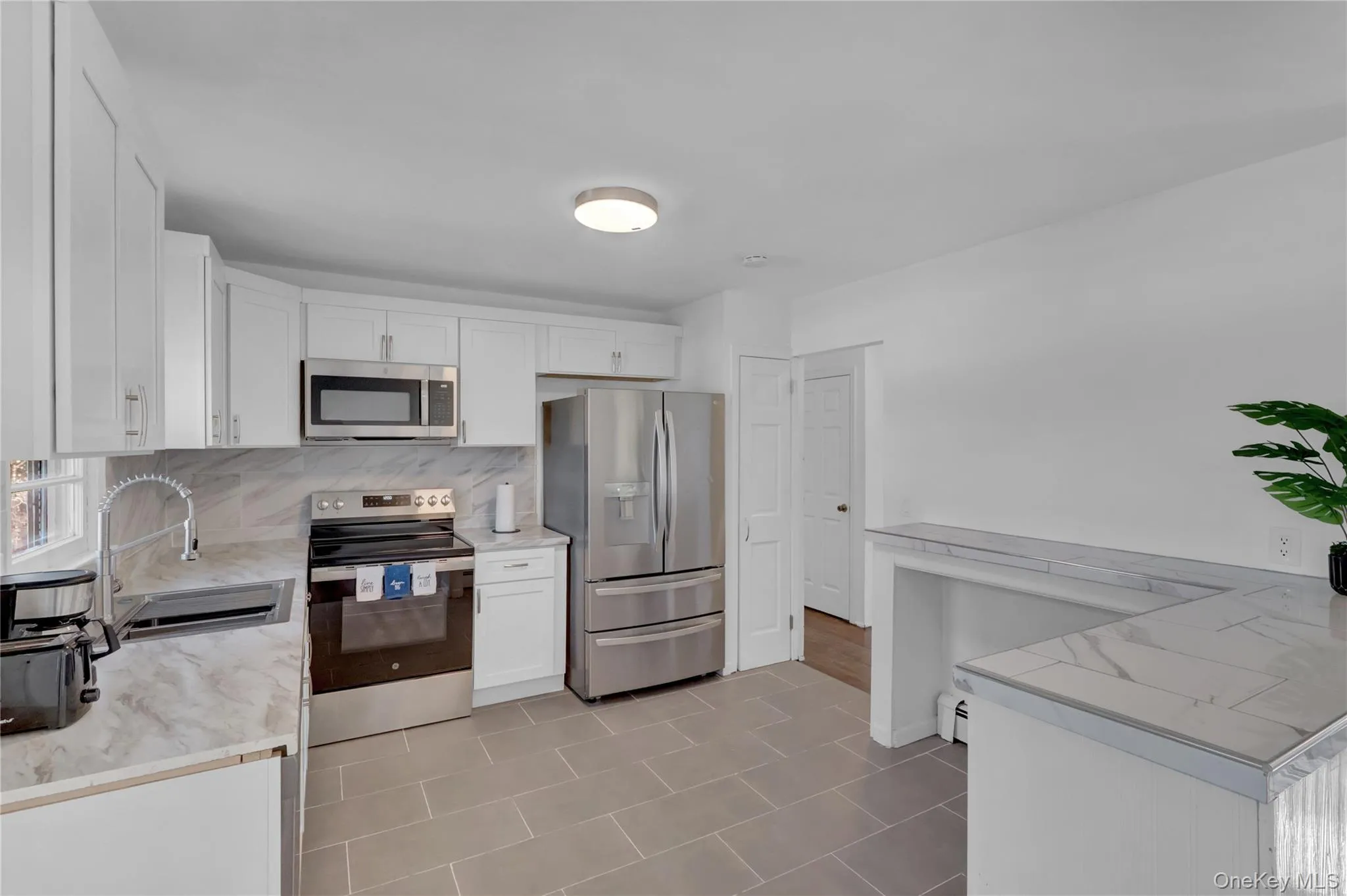 57 Middle Island Avenue, Brookhaven, NY, 3 Bedrooms Bedrooms, 7 Rooms Rooms,2 BathroomsBathrooms,Residential,For Rent,Middle Island,0,1058763 57 Middle Island Avenue, Brookhaven, NY, 3 Bedrooms Bedrooms, 7 Rooms Rooms,2 BathroomsBathrooms,Residential,For Rent,Middle Island,0,1058763