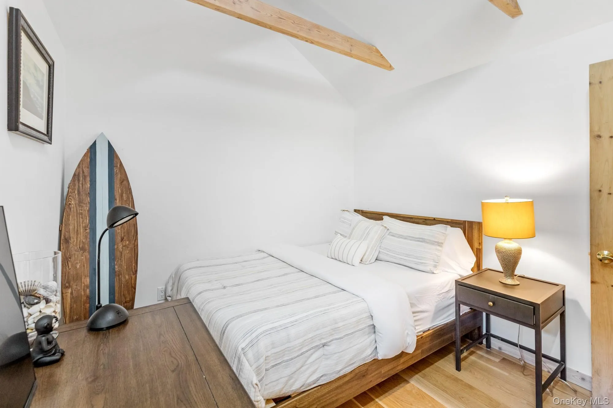 2 Gardiner Drive, East Hampton, New York 11930