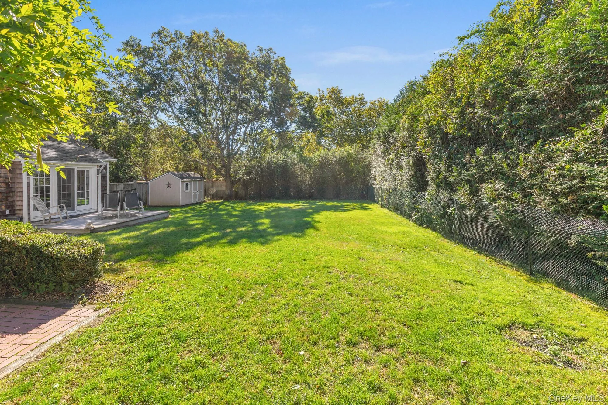 2 Gardiner Drive, East Hampton, New York 11930