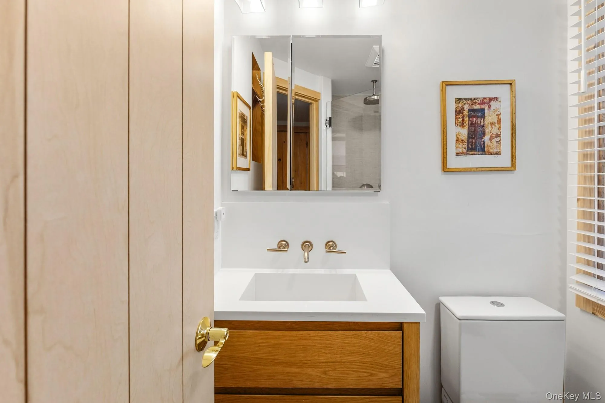 2 Gardiner Drive, East Hampton, New York 11930