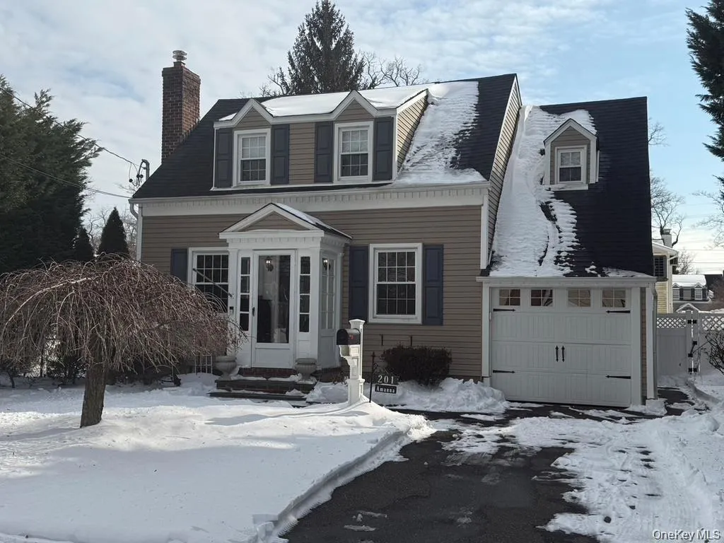 201 Stuyvesant Avenue, Hempstead, NY, 3 Bedroom Bedrooms, 8 Room Rooms,1 BathroomBathrooms,Residential Lease,For Rent,Stuyvesant,0,1058766 201 Stuyvesant Avenue, Hempstead, NY, 3 Bedroom Bedrooms, 8 Room Rooms,1 BathroomBathrooms,Residential Lease,For Rent,Stuyvesant,0,1058766