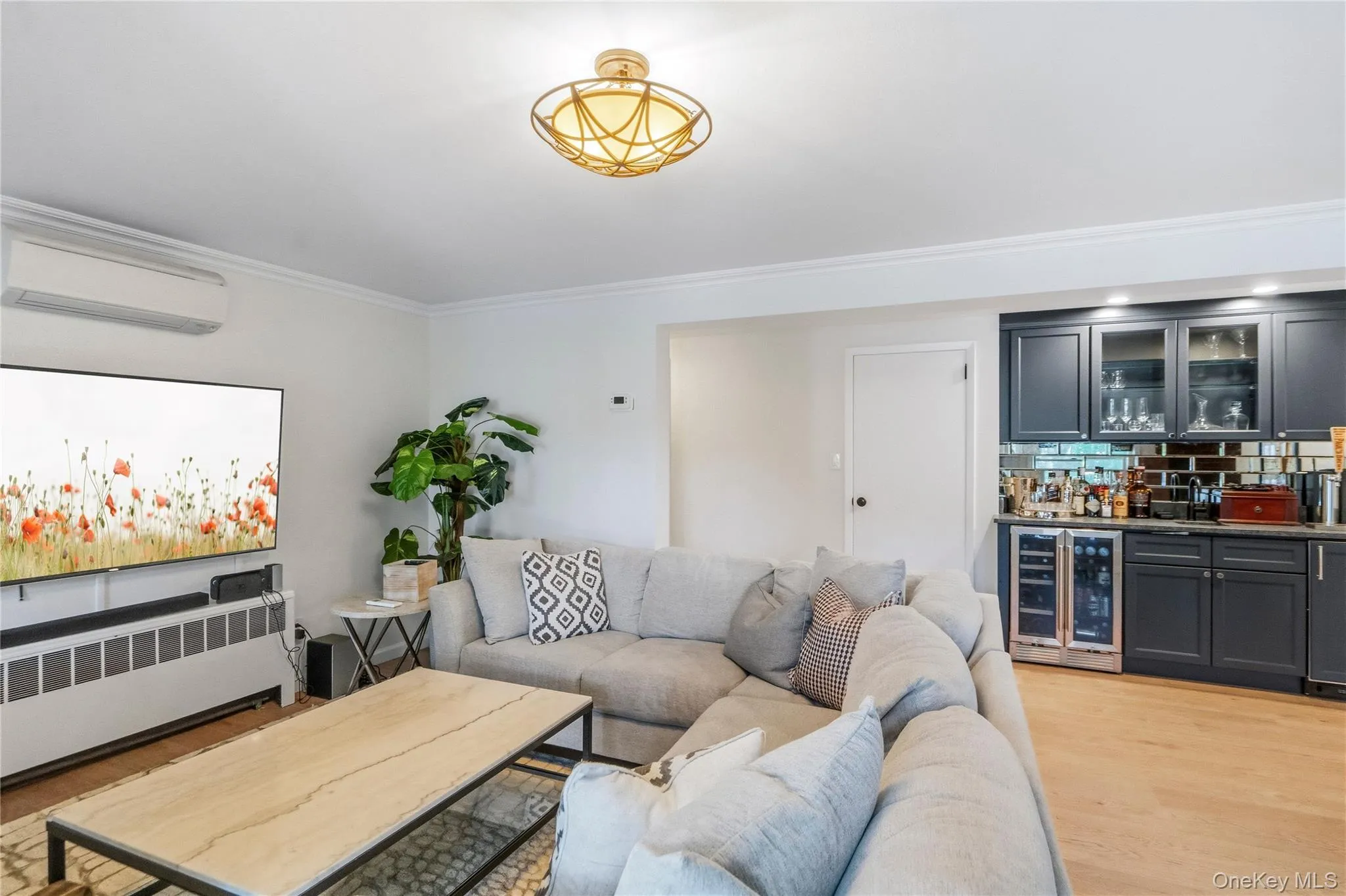35 John Daves Lane, Huntington, NY, 4 Bedrooms Bedrooms, 8 Rooms Rooms,3 BathroomsBathrooms,Residential,For Rent,John Daves,0,1058769 35 John Daves Lane, Huntington, NY, 4 Bedrooms Bedrooms, 8 Rooms Rooms,3 BathroomsBathrooms,Residential,For Rent,John Daves,0,1058769