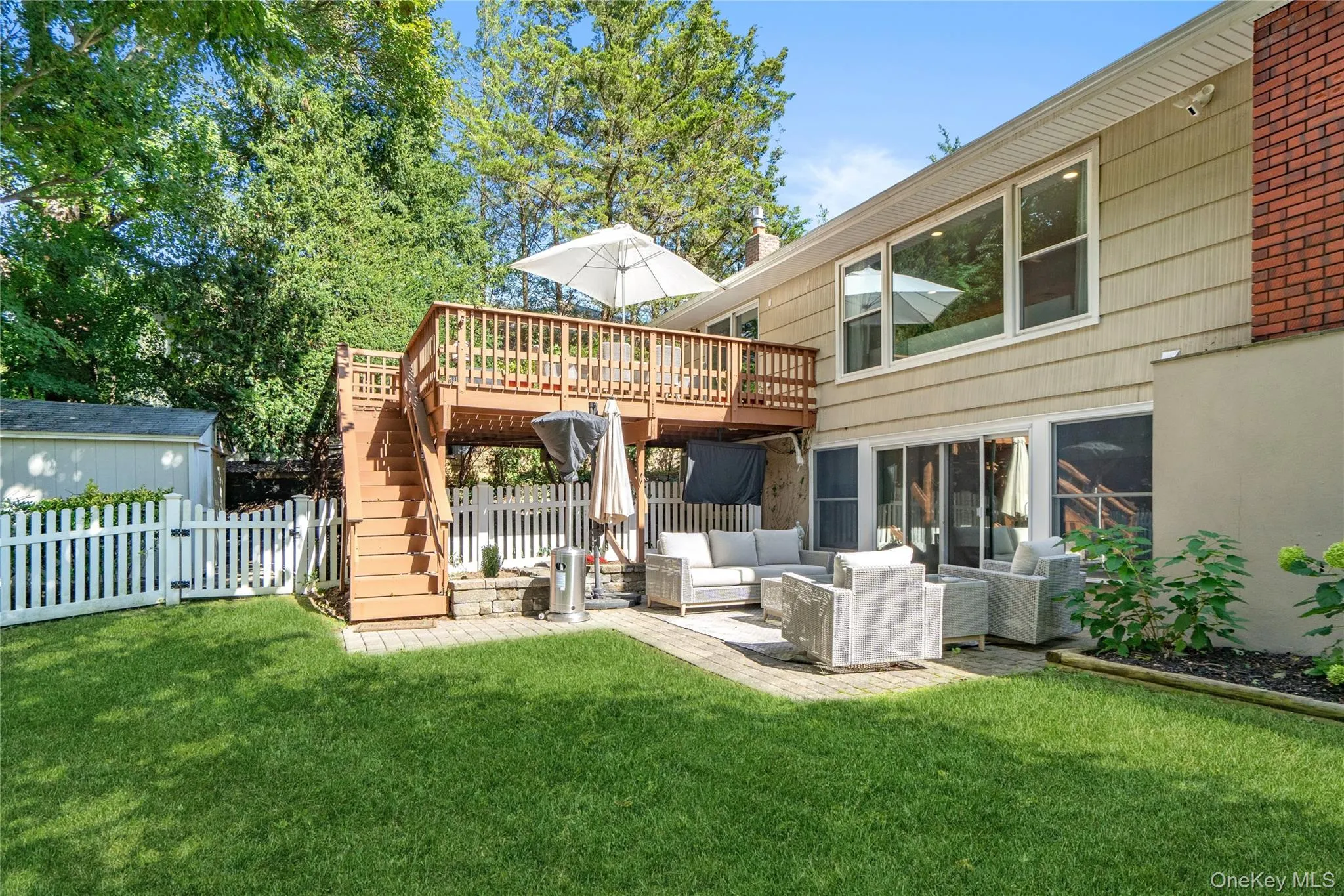 35 John Daves Lane, Huntington, NY, 4 Bedrooms Bedrooms, 8 Rooms Rooms,3 BathroomsBathrooms,Residential,For Rent,John Daves,0,1058769 35 John Daves Lane, Huntington, NY, 4 Bedrooms Bedrooms, 8 Rooms Rooms,3 BathroomsBathrooms,Residential,For Rent,John Daves,0,1058769
