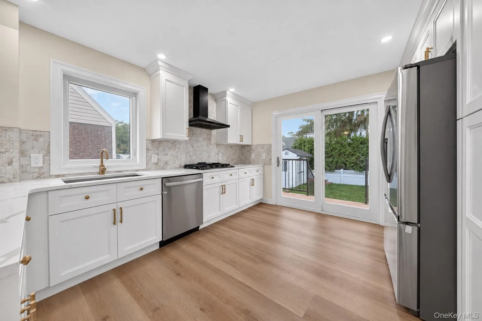 88 Dyckman Avenue, Hempstead, NY, 4 Bedrooms Bedrooms, 12 Rooms Rooms,4 BathroomsBathrooms,Residential,For Rent,Dyckman,0,1058775 88 Dyckman Avenue, Hempstead, NY, 4 Bedrooms Bedrooms, 12 Rooms Rooms,4 BathroomsBathrooms,Residential,For Rent,Dyckman,0,1058775