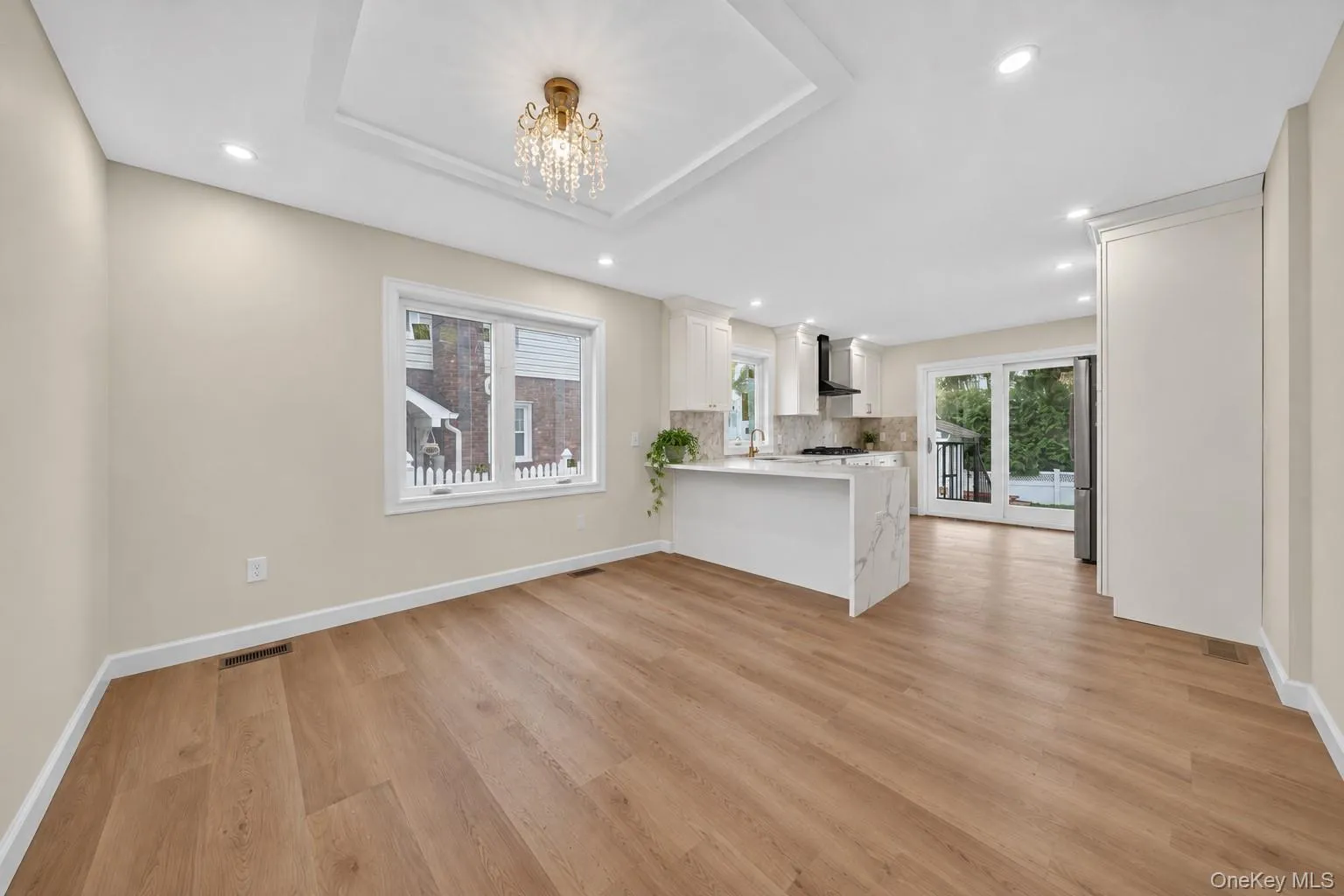 88 Dyckman Avenue, Hempstead, NY, 4 Bedrooms Bedrooms, 12 Rooms Rooms,4 BathroomsBathrooms,Residential,For Rent,Dyckman,0,1058775 88 Dyckman Avenue, Hempstead, NY, 4 Bedrooms Bedrooms, 12 Rooms Rooms,4 BathroomsBathrooms,Residential,For Rent,Dyckman,0,1058775