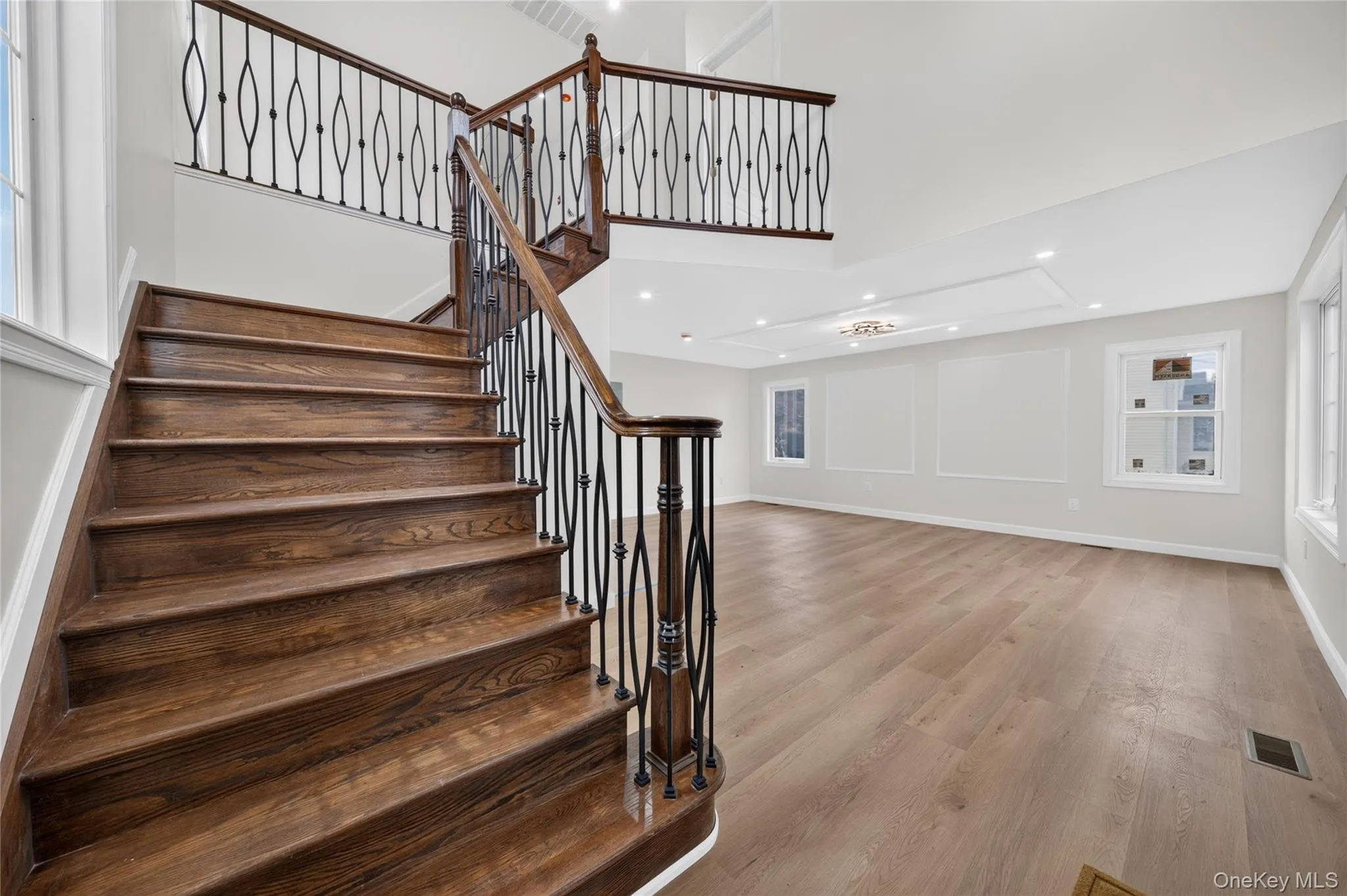 88 Dyckman Avenue, Hempstead, NY, 4 Bedrooms Bedrooms, 12 Rooms Rooms,4 BathroomsBathrooms,Residential,For Rent,Dyckman,0,1058775 88 Dyckman Avenue, Hempstead, NY, 4 Bedrooms Bedrooms, 12 Rooms Rooms,4 BathroomsBathrooms,Residential,For Rent,Dyckman,0,1058775