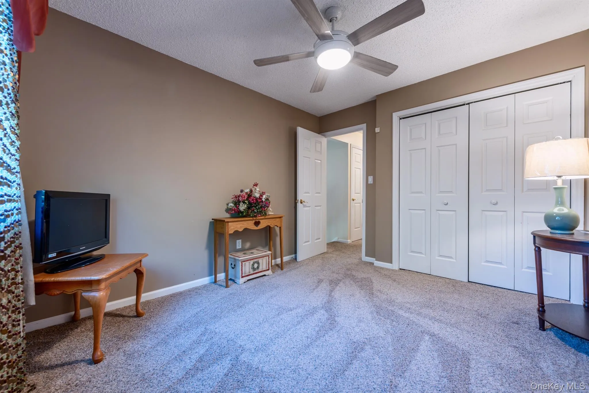 1 Cottonwood Circle, Saugerties, NY, 3 Bedrooms Bedrooms, 5 Rooms Rooms,2 BathroomsBathrooms,Residential,For Rent,Cottonwood,0,1058796 1 Cottonwood Circle, Saugerties, NY, 3 Bedrooms Bedrooms, 5 Rooms Rooms,2 BathroomsBathrooms,Residential,For Rent,Cottonwood,0,1058796