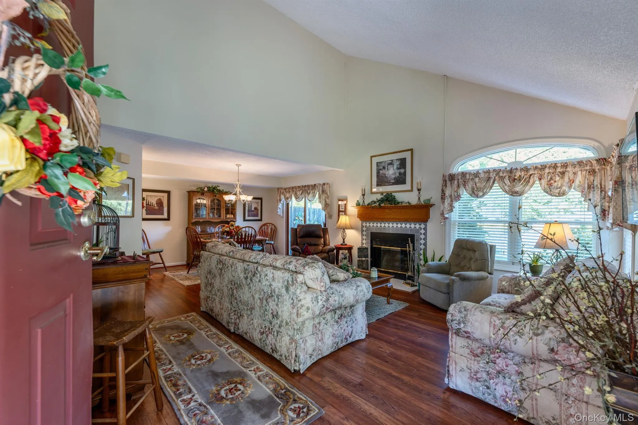 1 Cottonwood Circle, Saugerties, NY, 3 Bedrooms Bedrooms, 5 Rooms Rooms,2 BathroomsBathrooms,Residential,For Rent,Cottonwood,0,1058796 1 Cottonwood Circle, Saugerties, NY, 3 Bedrooms Bedrooms, 5 Rooms Rooms,2 BathroomsBathrooms,Residential,For Rent,Cottonwood,0,1058796