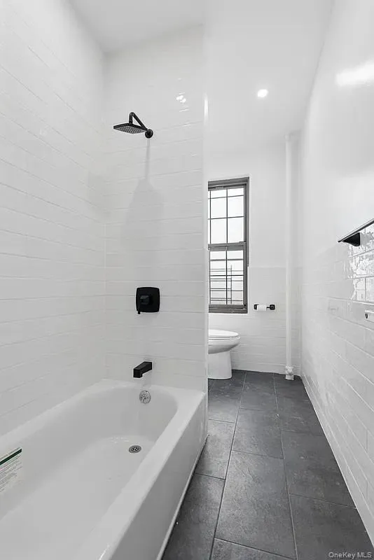 1100 Grand, New York, NY, 3 Bedrooms Bedrooms, 6 Rooms Rooms,2 BathroomsBathrooms,Residential,For Rent,Grand,0,1058805 1100 Grand, New York, NY, 3 Bedrooms Bedrooms, 6 Rooms Rooms,2 BathroomsBathrooms,Residential,For Rent,Grand,0,1058805